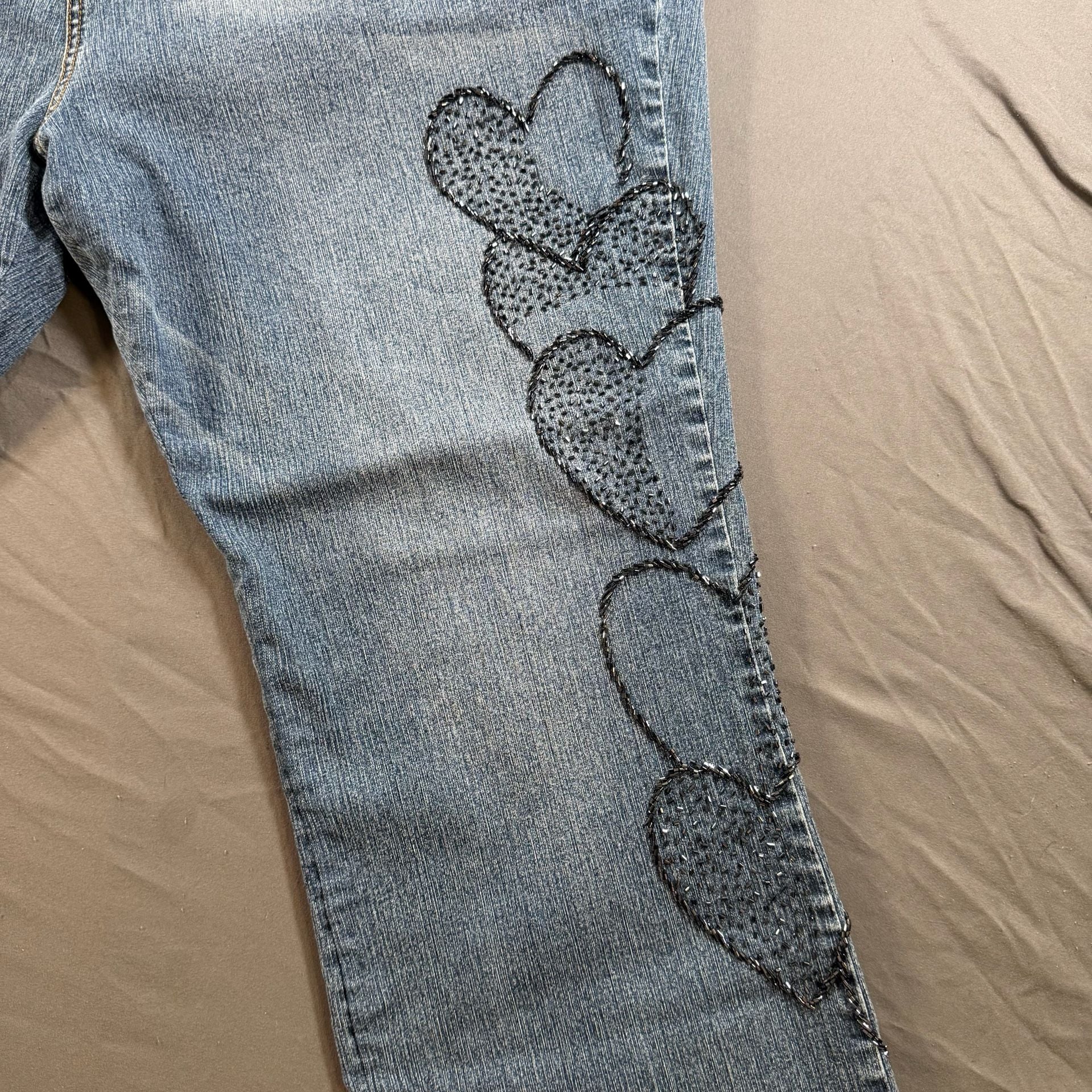 Denim 24/7 Women's Plus Size 22W Beaded Heart Embellished Jeans Y2K
4