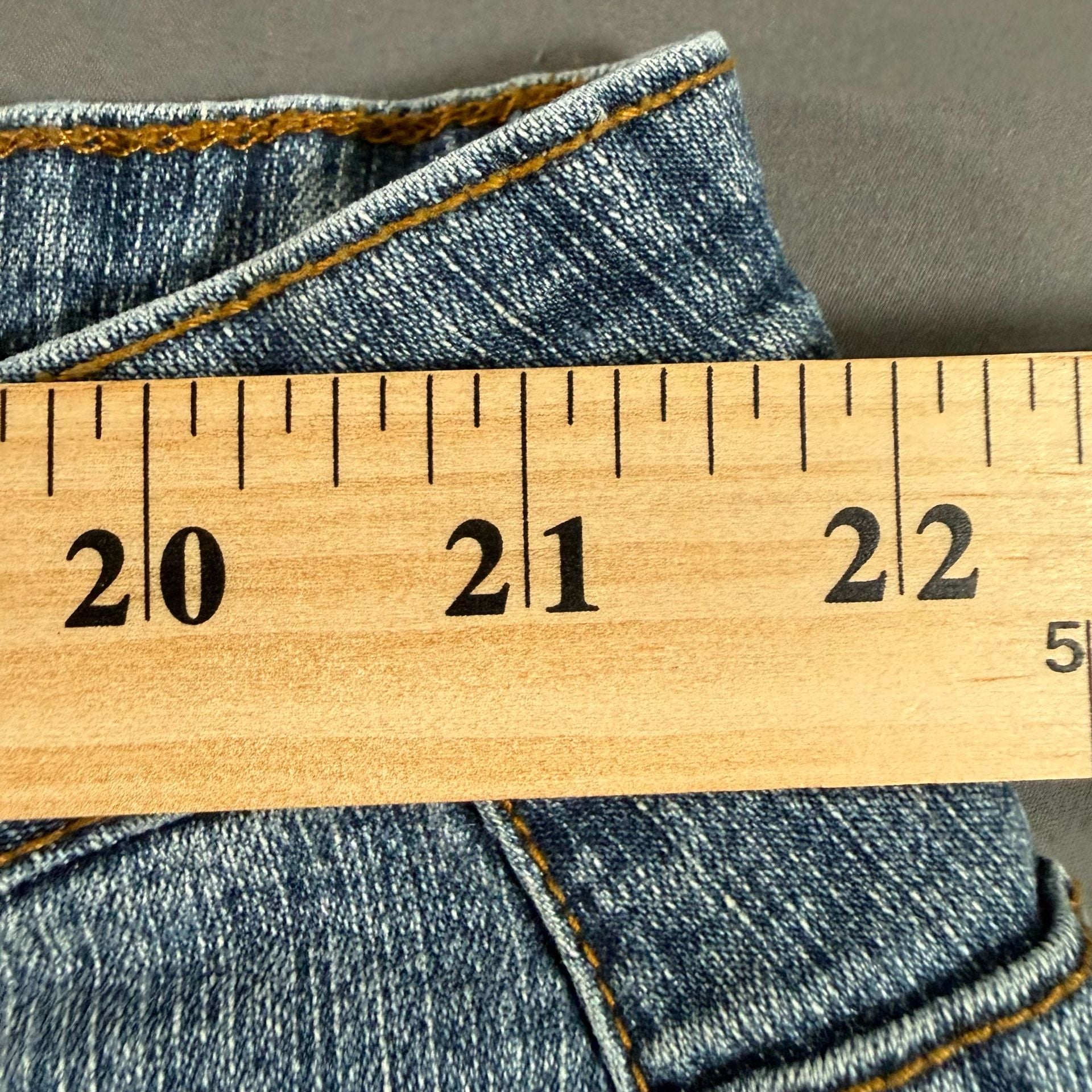 Denim 24/7 Women's Plus Size 22W Beaded Heart Embellished Jeans Y2K
5