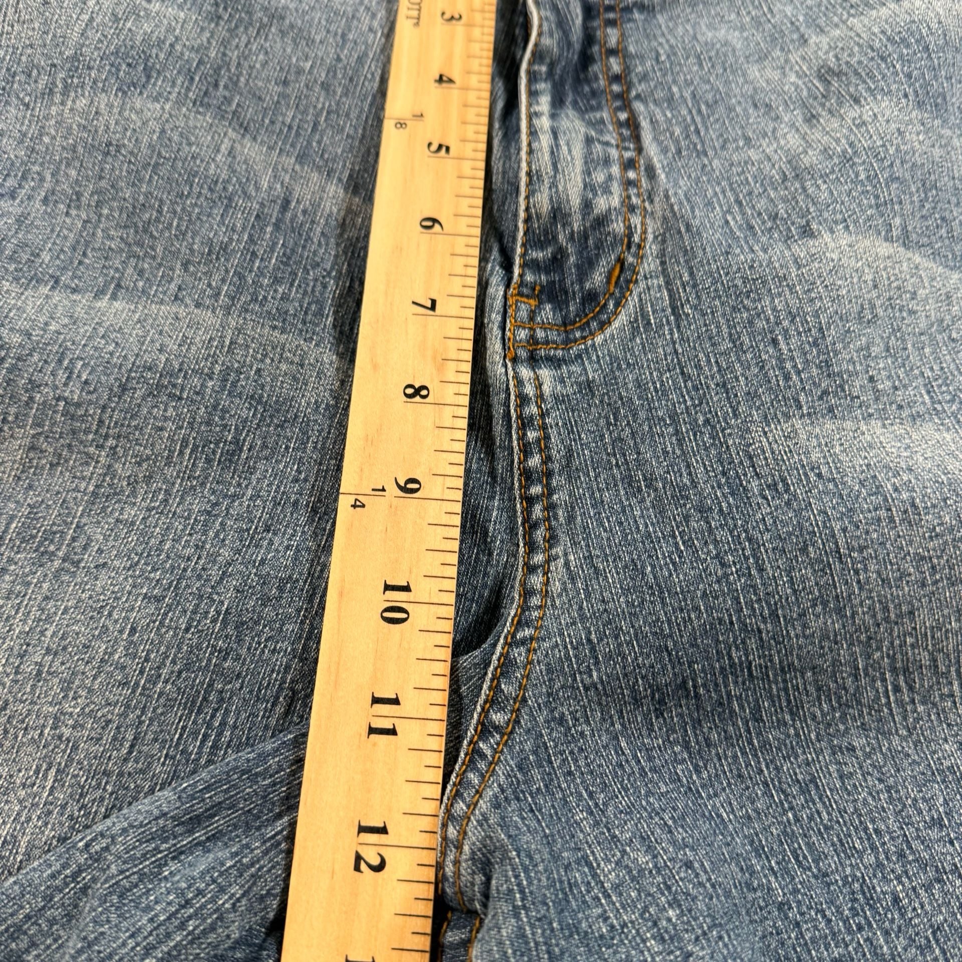 Denim 24/7 Women's Plus Size 22W Beaded Heart Embellished Jeans Y2K
7