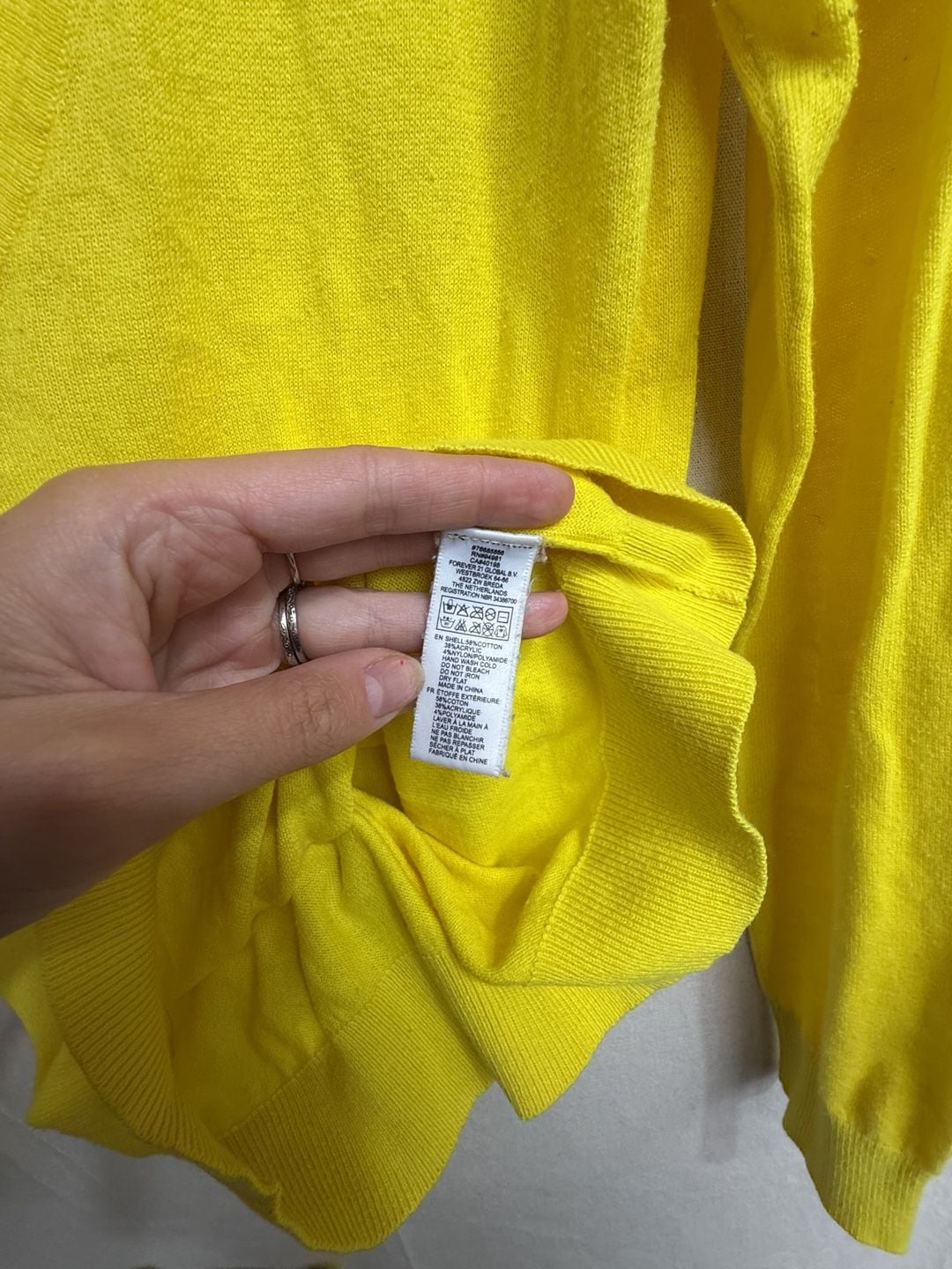 Forever 21 V-Neck Sweater Size L Yellow Lightweight 4