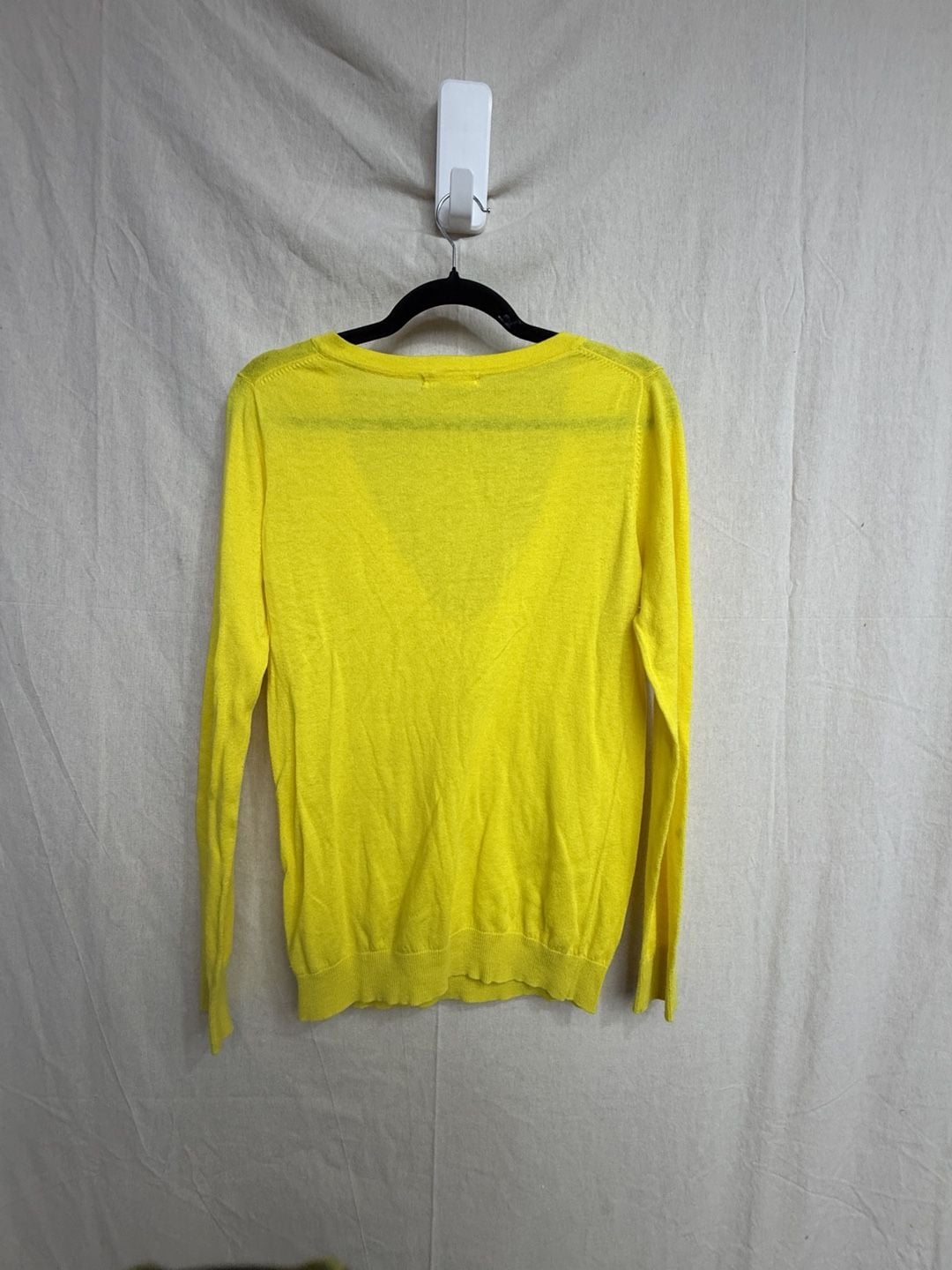 Forever 21 V-Neck Sweater Size L Yellow Lightweight 5
