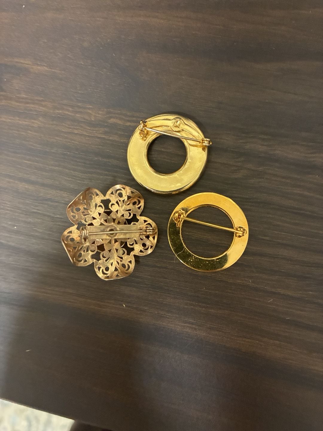 Vintage Gold Tone Brooch Pins Lot Of 3 2