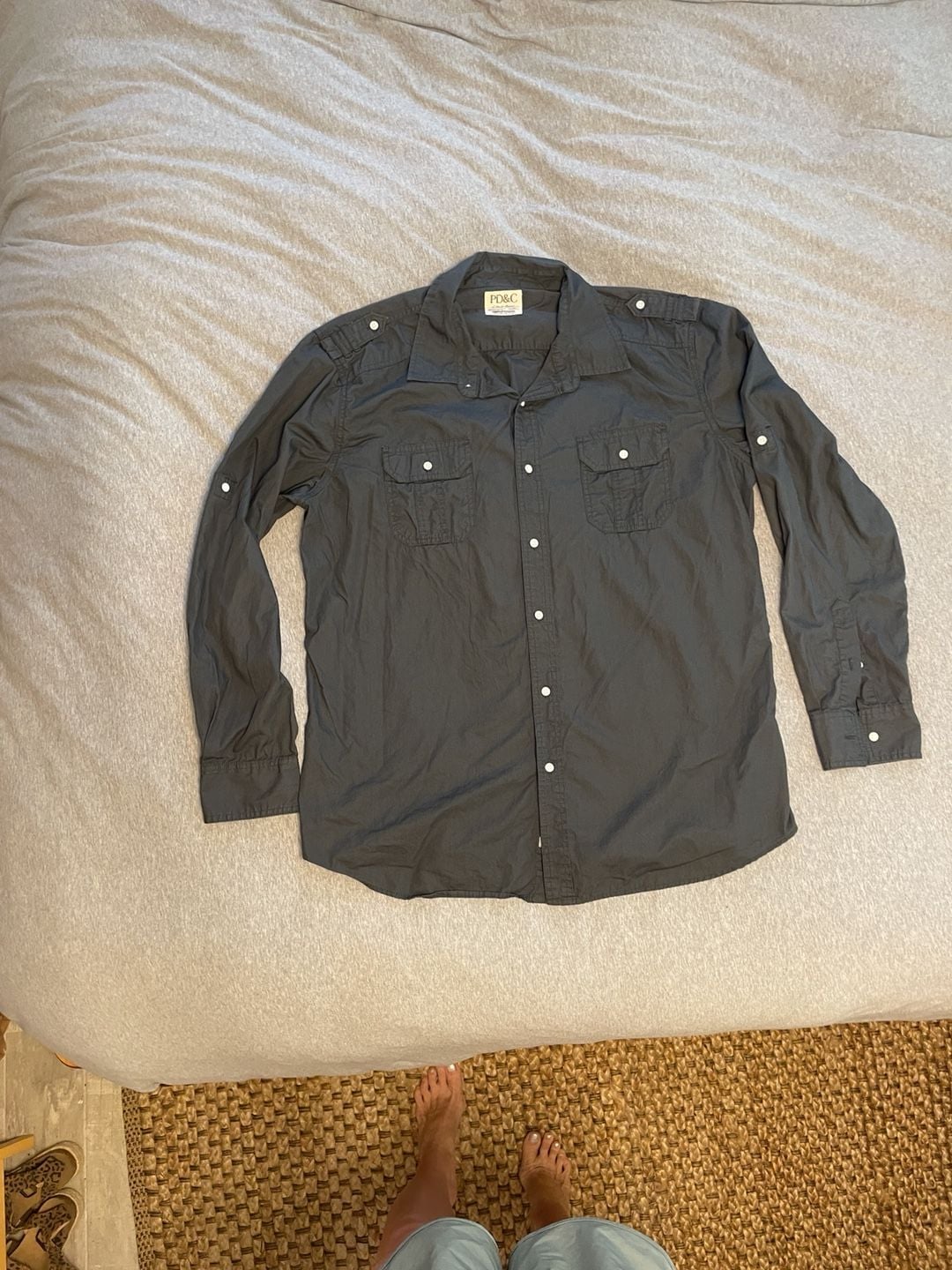 PD&C Utility Long Sleeve Shirt XXL Grey Button Down Epaulet
100% cotton
Military 2