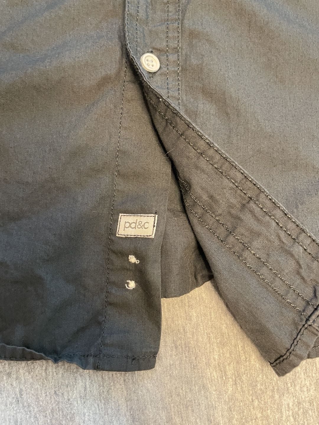 PD&C Utility Long Sleeve Shirt XXL Grey Button Down Epaulet
100% cotton
Military 6