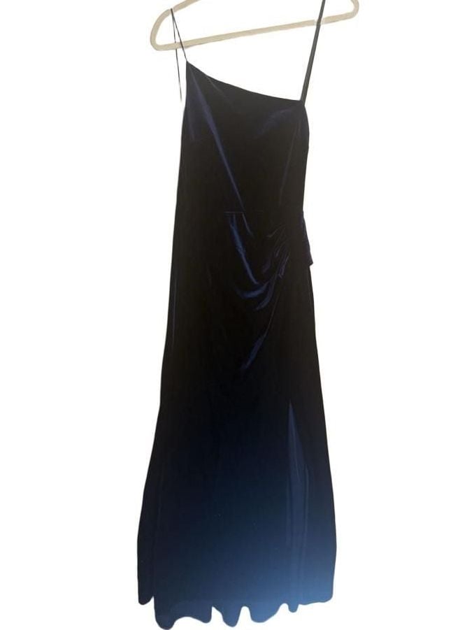 Dark Academia One Shoulder Thigh Split Velvet Gown 5
