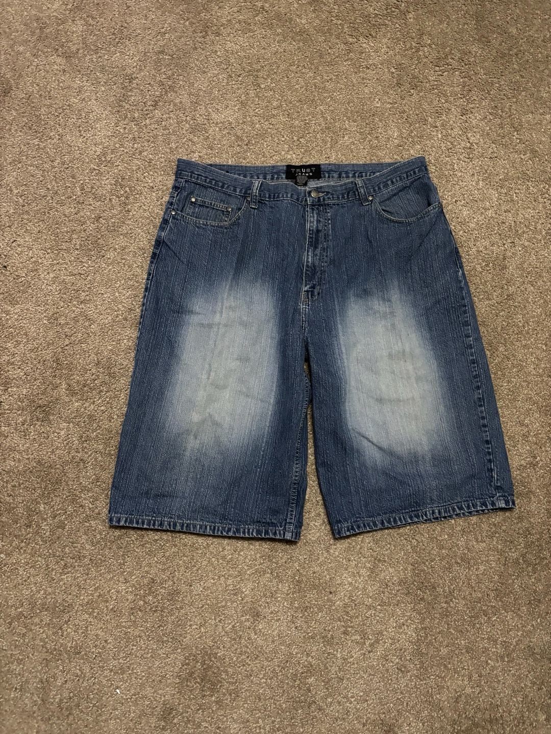 Early 2000s Baggy Y2K Trust Jeans Denim Shorts Size 44 Blue Distressed Jorts 2