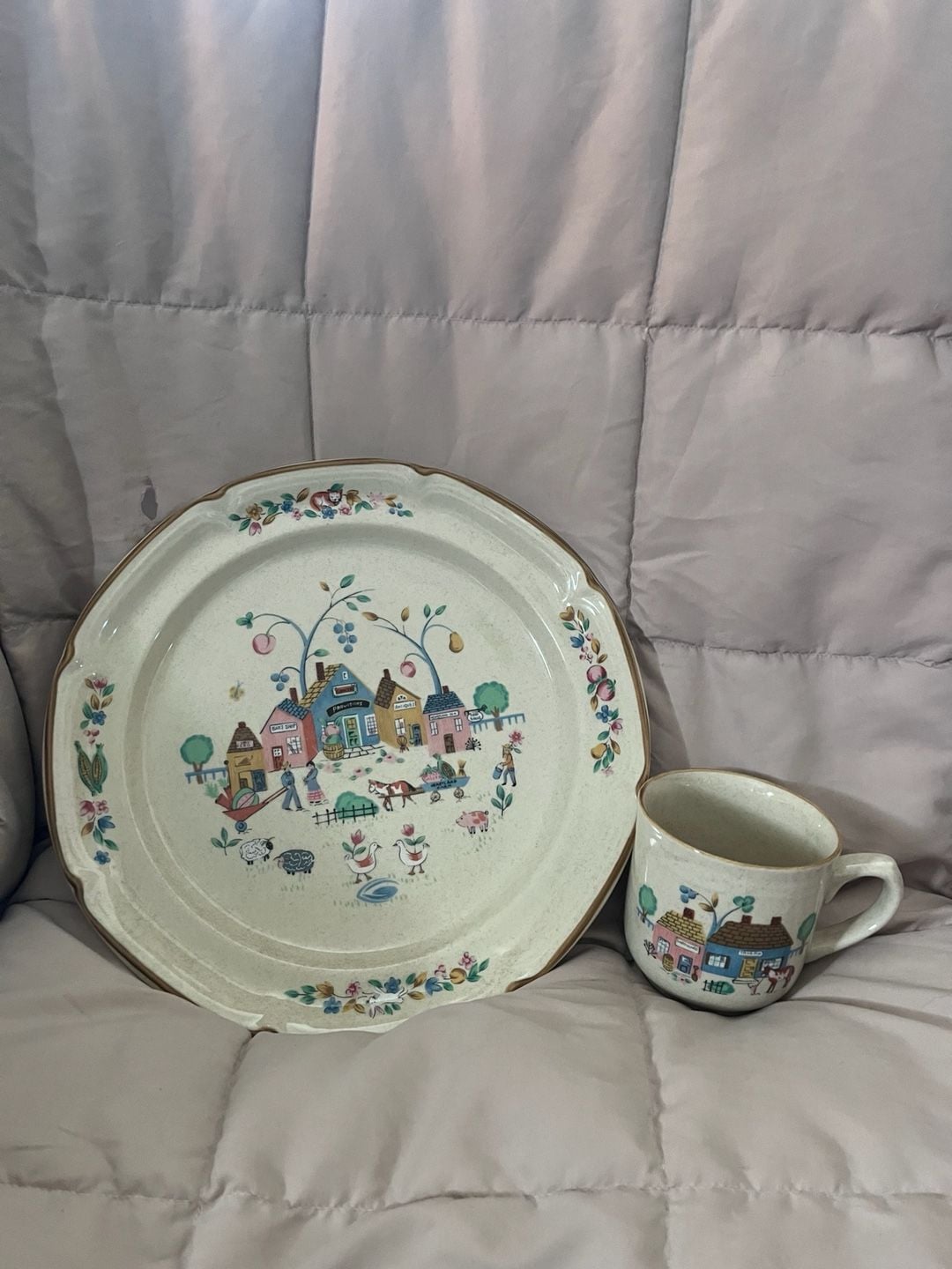 Heartland Dinnerware Plate And Mug 1