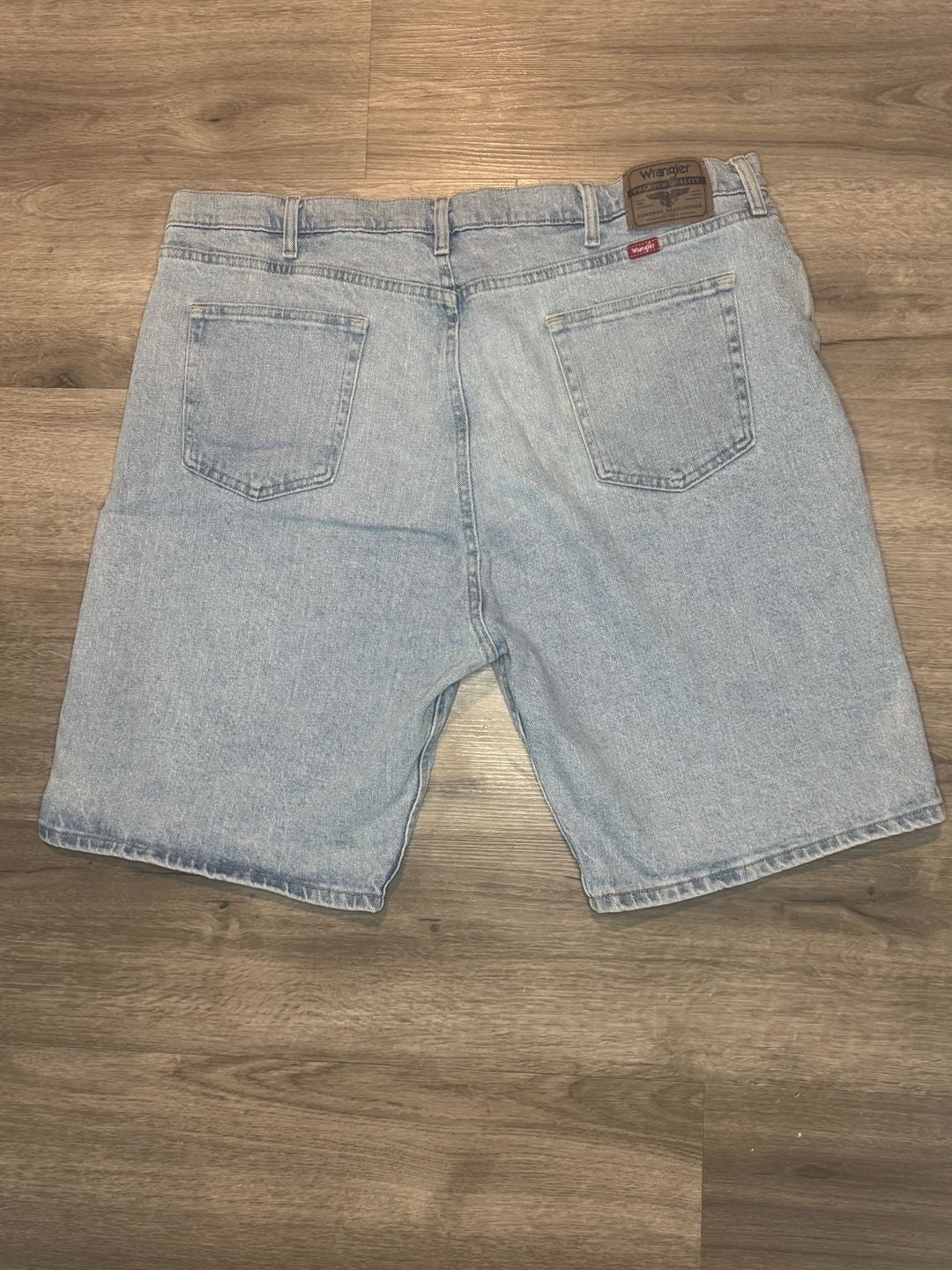 Levi's Denim Shorts Size 44 Light Wash 3