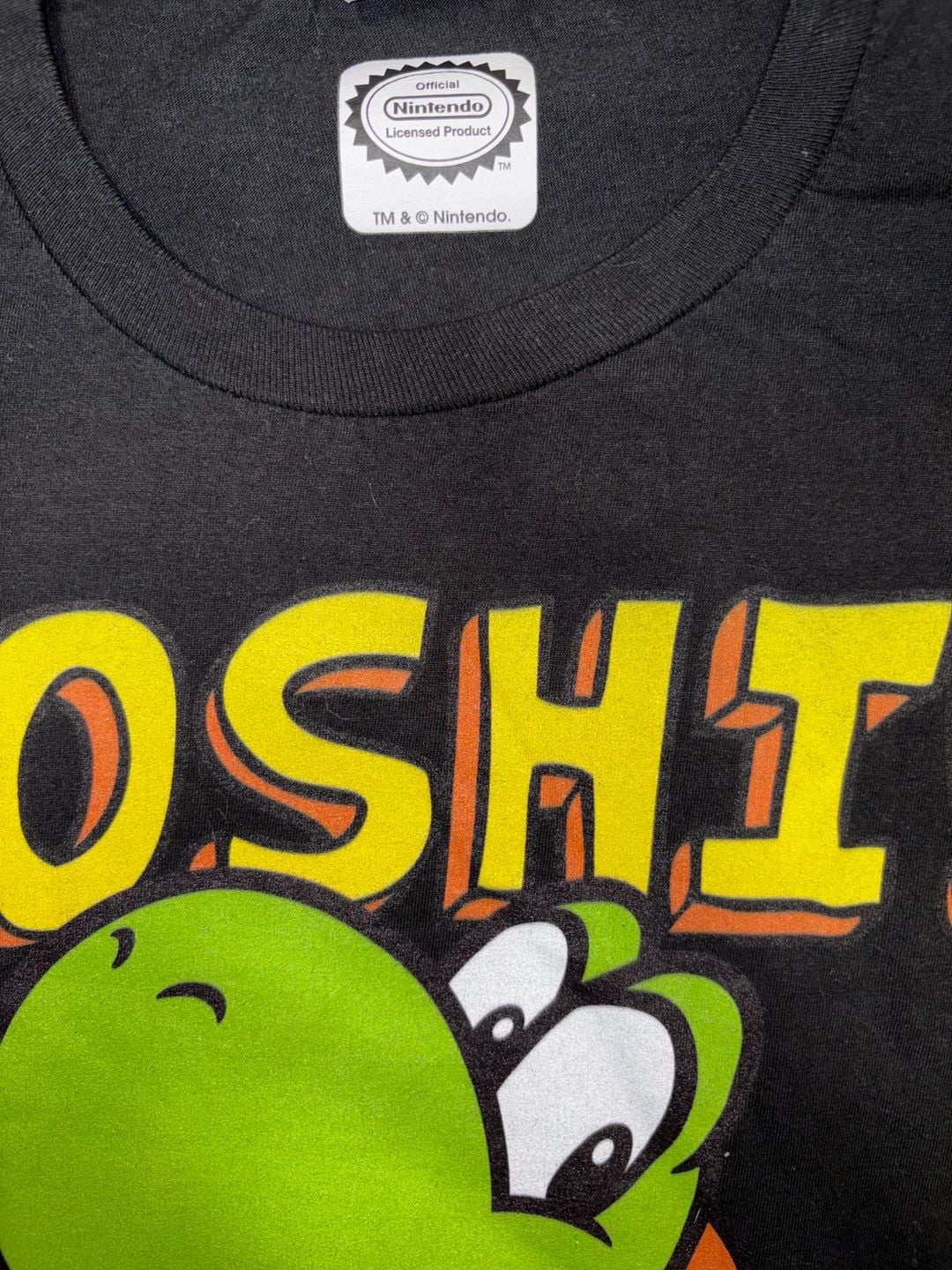 Nintendo Yoshi Graphic T-Shirt Black Size L 4