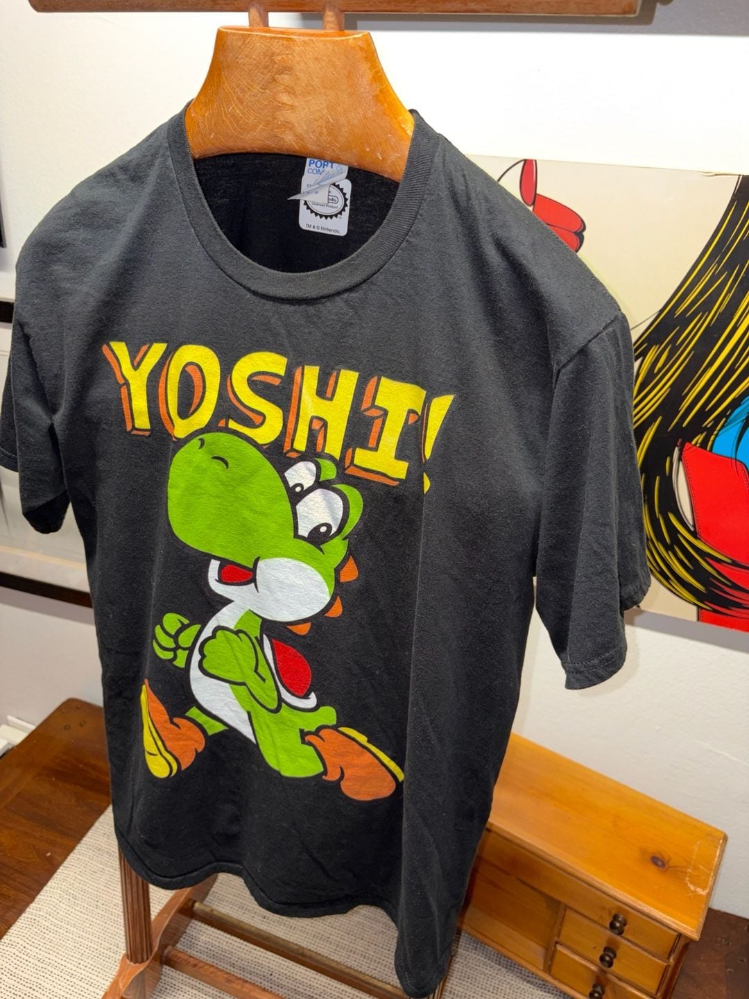 Nintendo Yoshi Graphic T-Shirt Black Size L 7