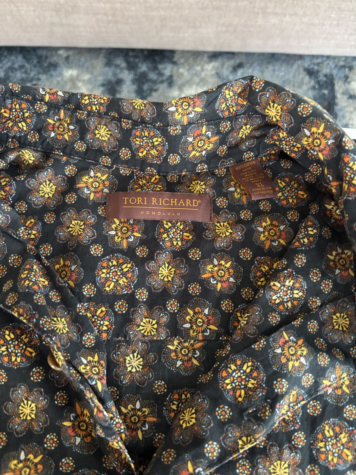 Tori Richard Hawaiian Shirt Size XL Black Floral Print Cotton Lawn Short Sleeve 3