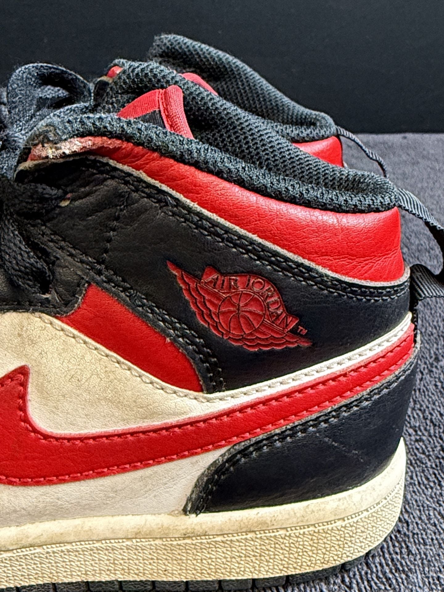 Nike Air Jordan 1 Mid Ultra PK Size 1Y Black Red White Sneakers 3