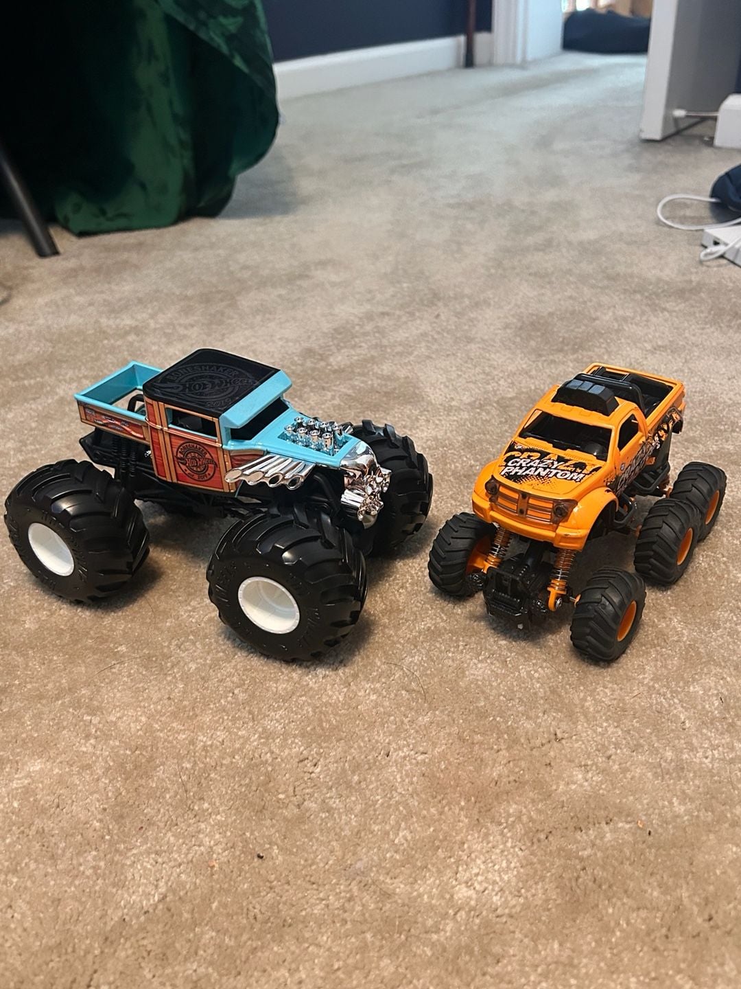 Hot Wheels Monster Trucks 1