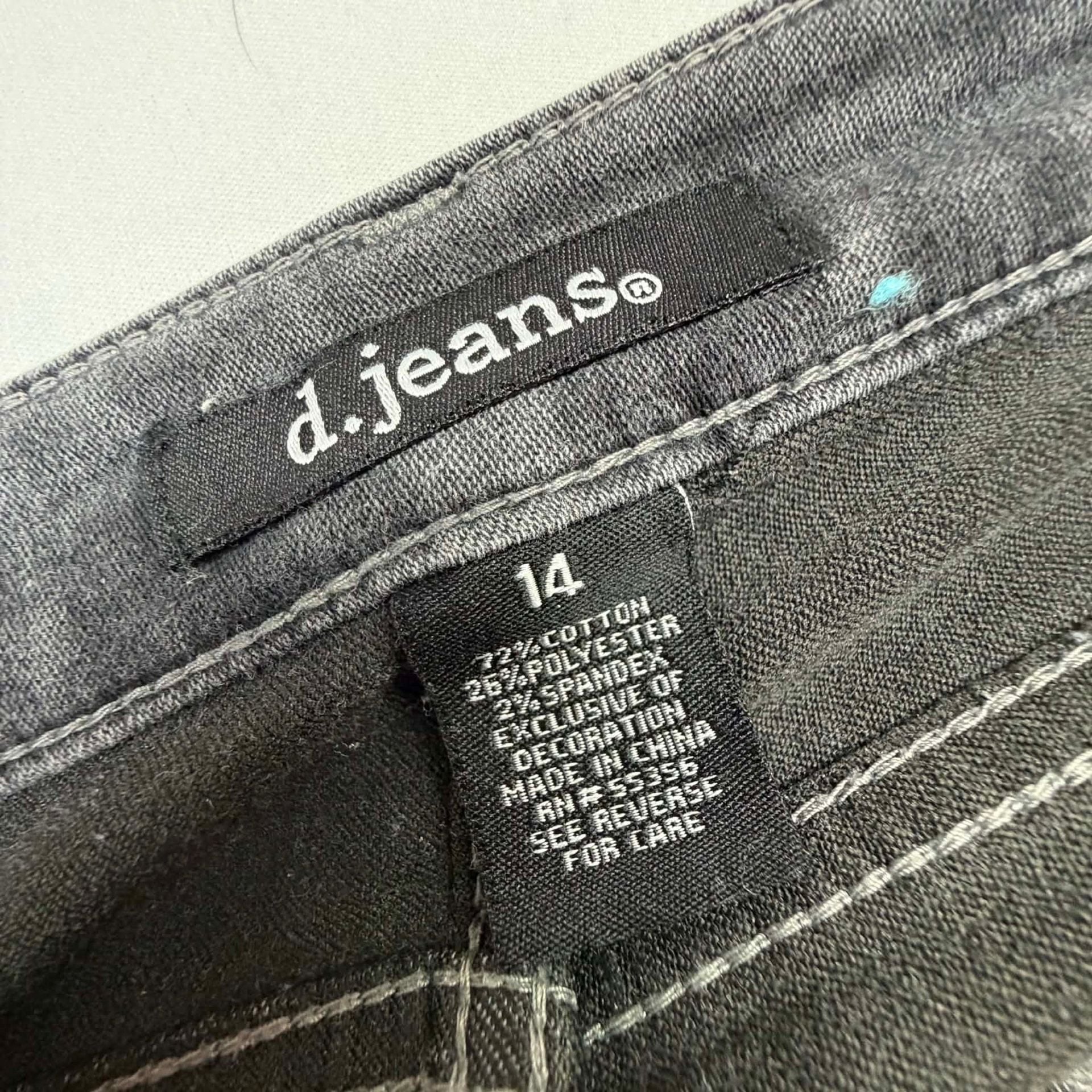 d.jeans Black Denim Crop Pants Size 14 3