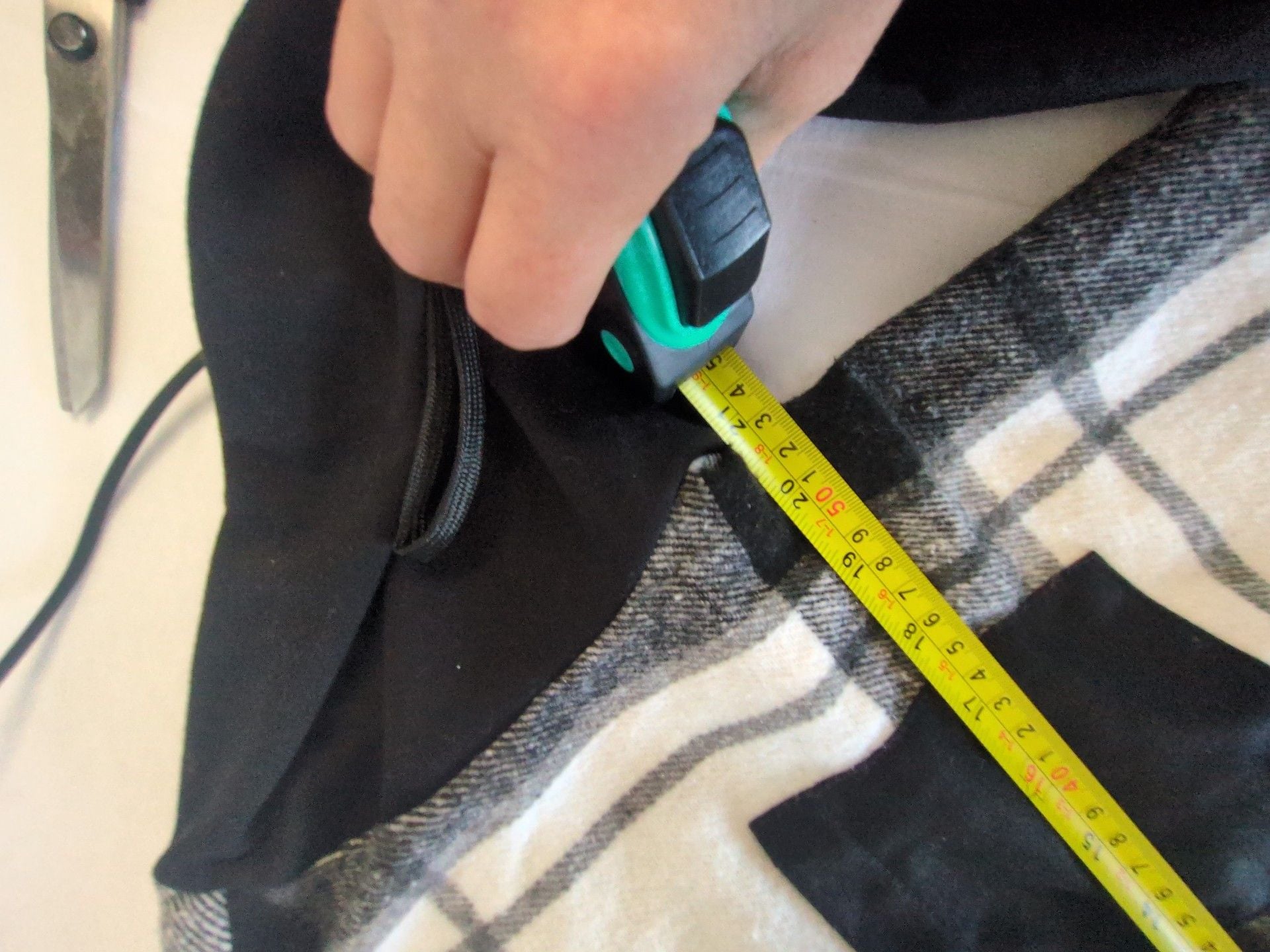 Unbranded Black White Plaid Hooded Flannel Shirt Size M 7