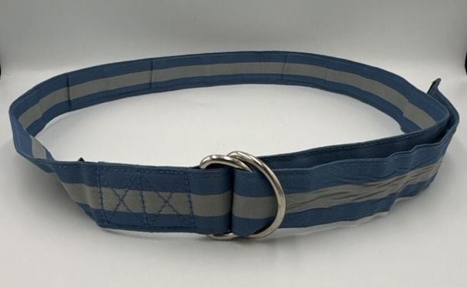 Vineyard Vines Striped D-Ring Belt Blue Gray
Size XL
#906 1