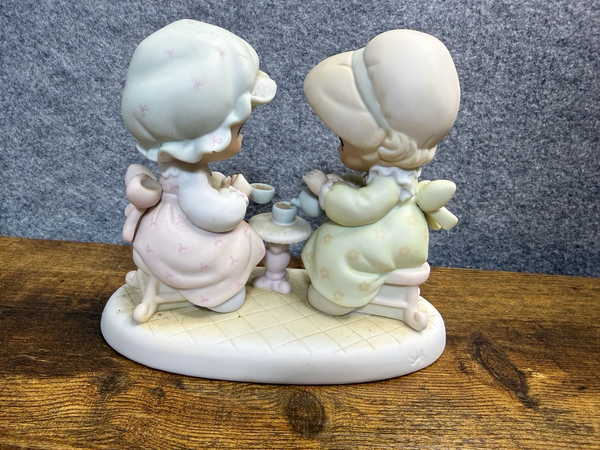 Precious Moments Friendship Hits The Spot Figurine 520748 2