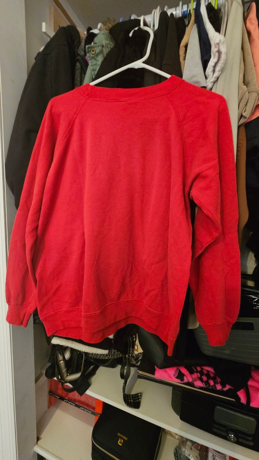 Hanes Her Way Christmas Stocking Bear Sweatshirt Size Large Red Vintage 3