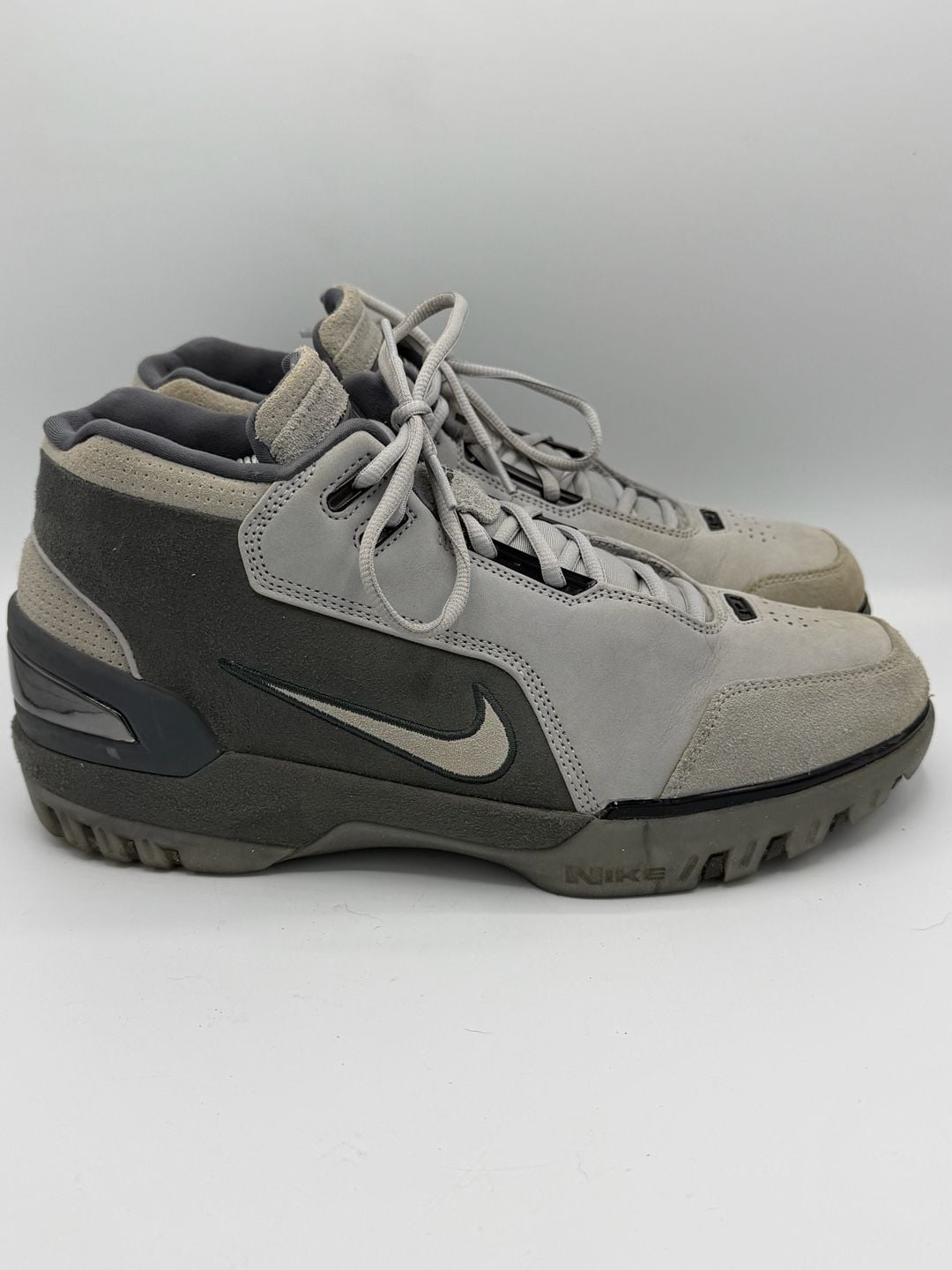 Nike LeBron Air Zoom Generation Cemented in History Grey DR0455-001 Mens 10 4