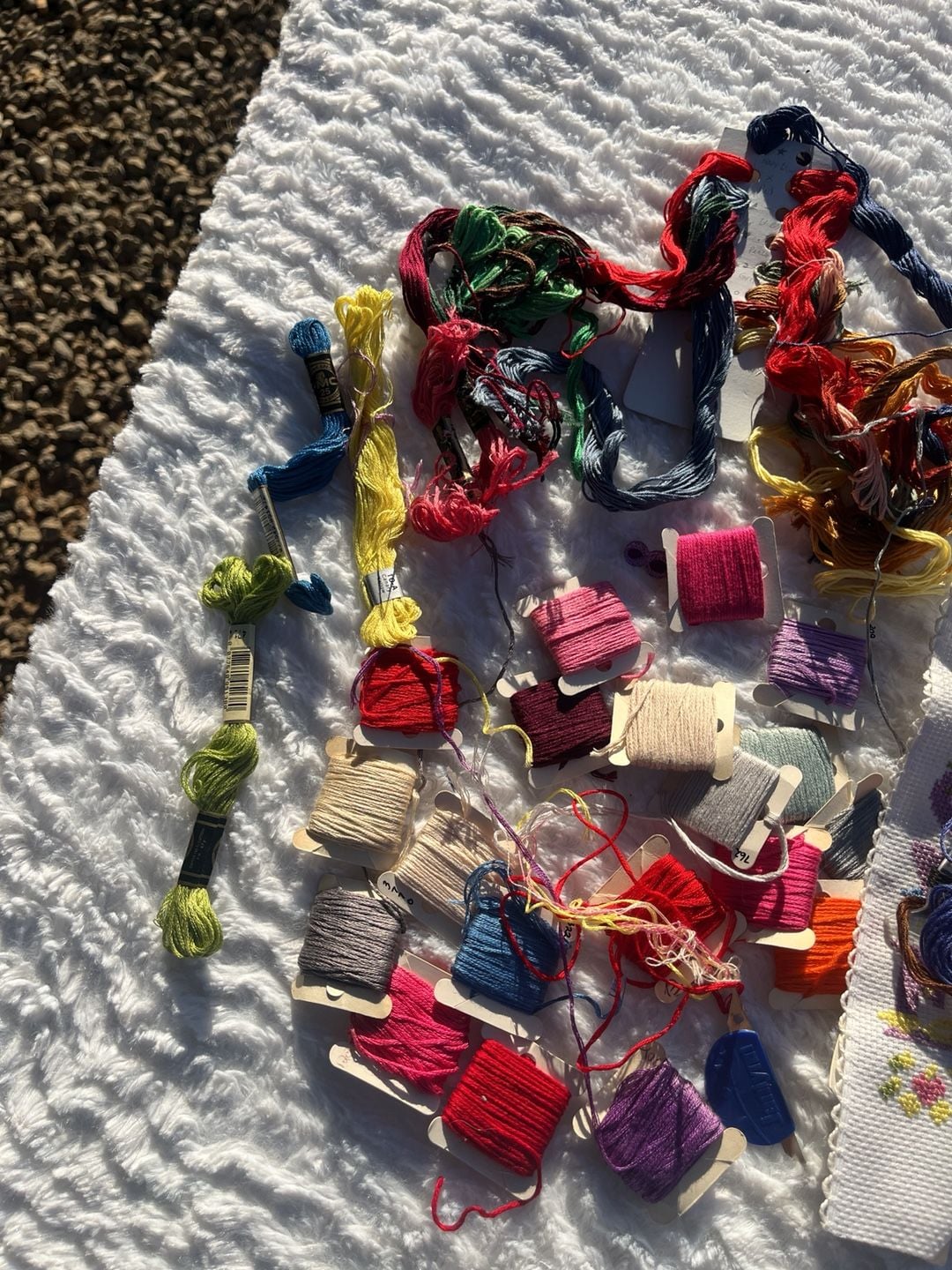Bucilla Vintage Embroidery Floss Thread Lot Craft Supplies 2