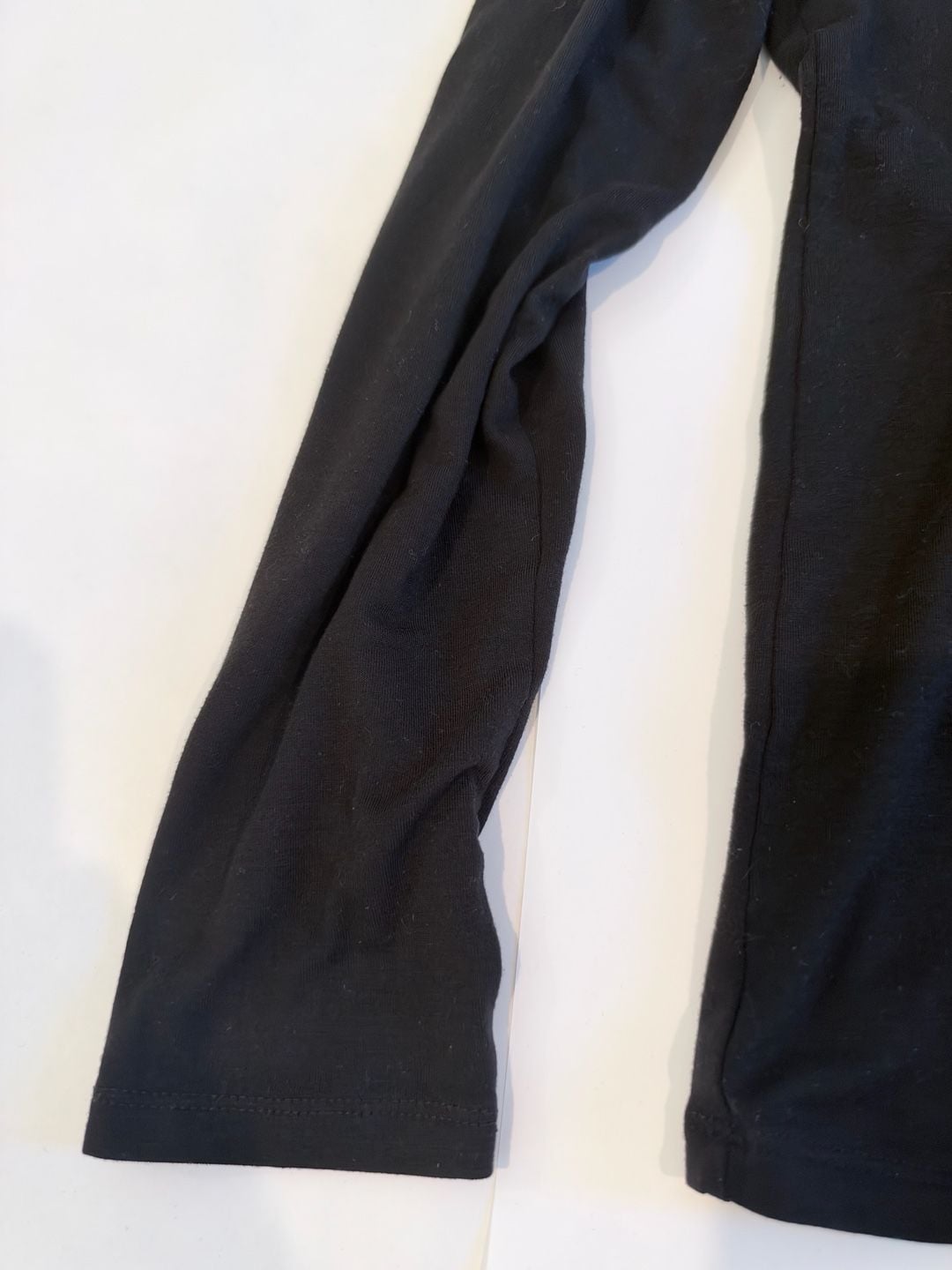 Time And Tru V-Neck Long Sleeve Shirt Size S Black 7