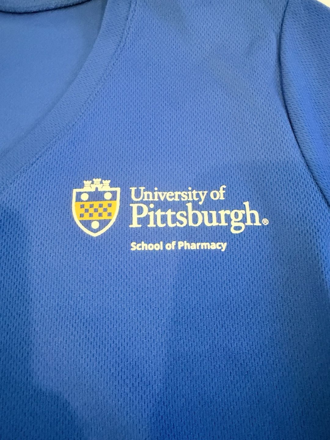 University Of Pittsburgh V-Neck Shirt Size M 3