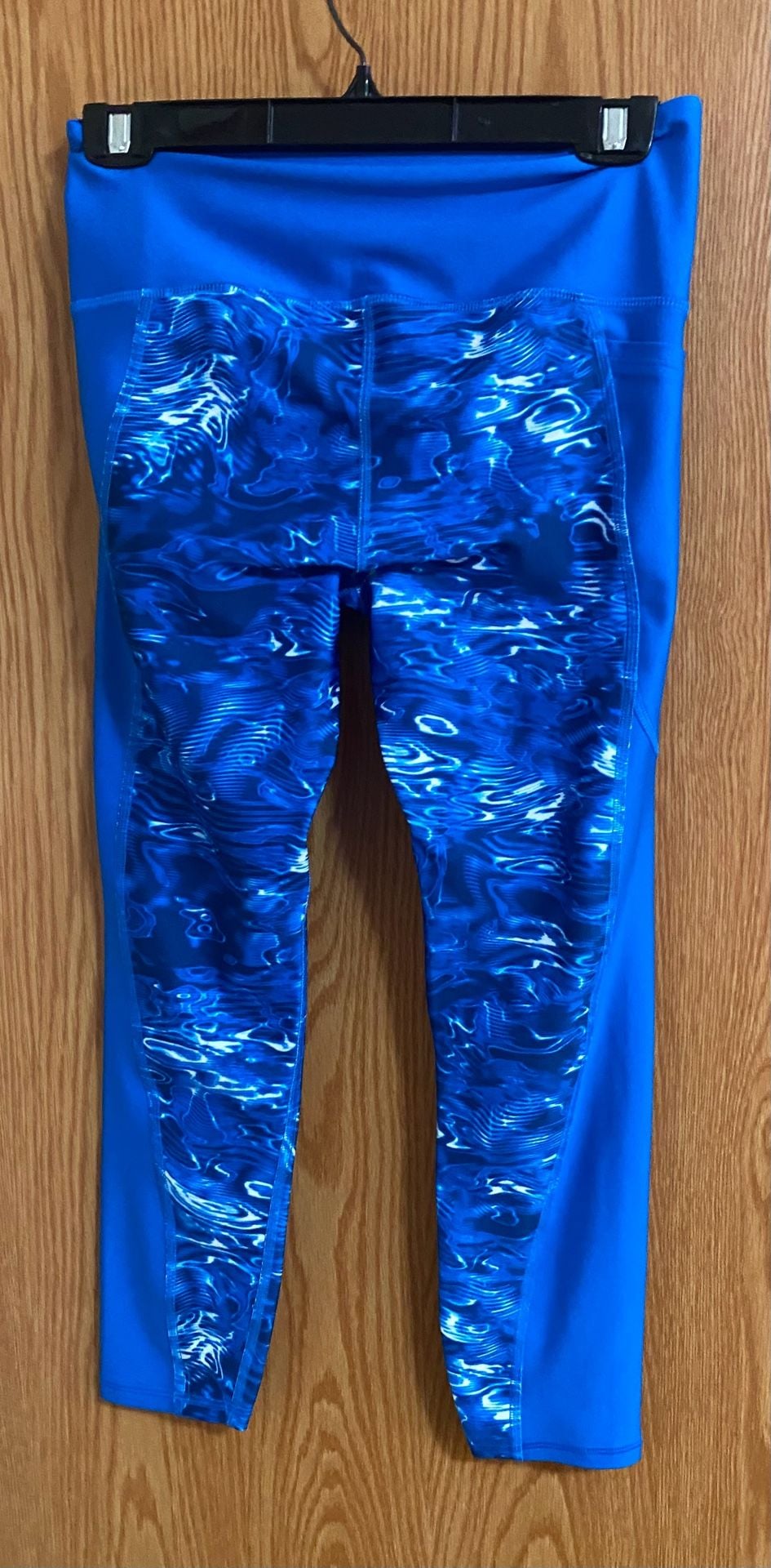 Under Armour HeatGear Compression Leggings Size MD Blue Water Print 4