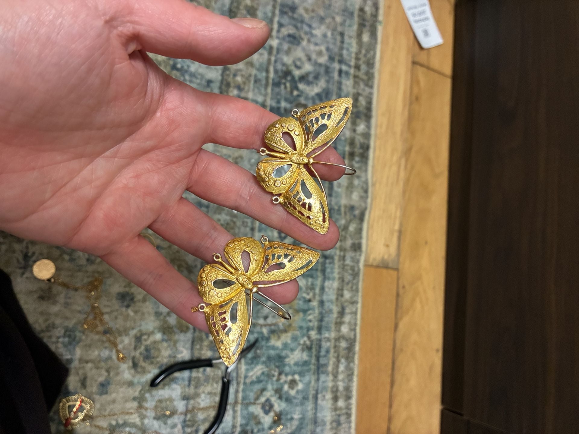 Vintage 1980s Gold Filigree Butterfly Statement Earrings Large 4