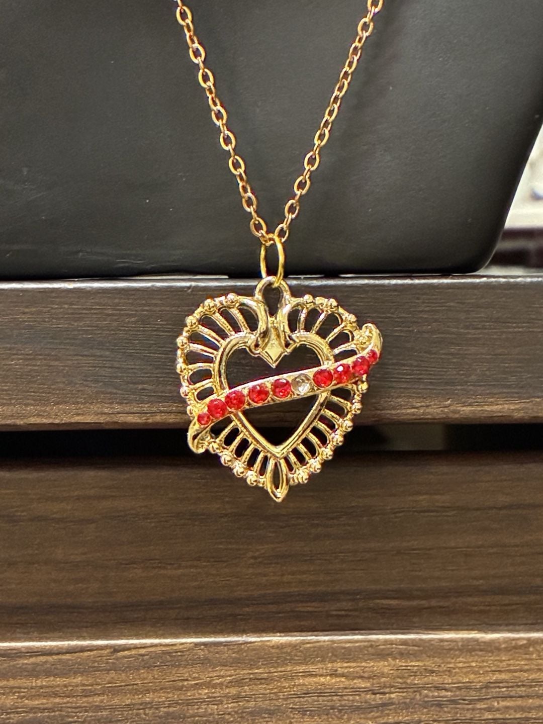 Upcycled Stainless Steel Filigree Heart Rhinestone Necklace Gold Tone 3