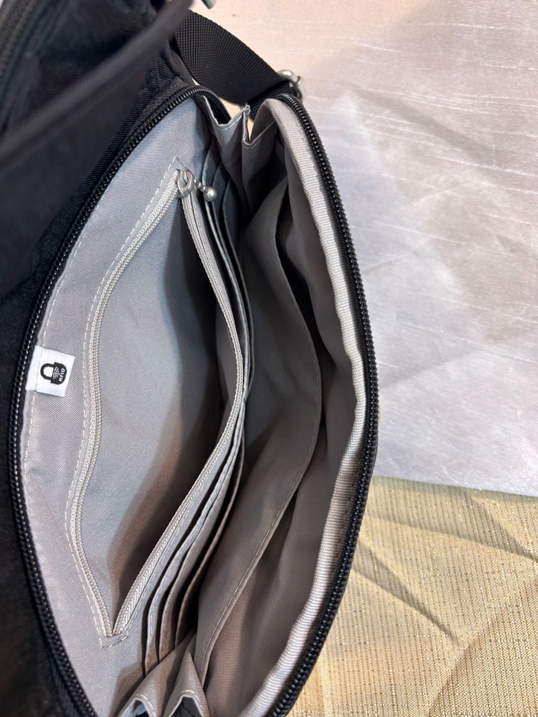 Baggallini Black Nylon Crossbody Bag 5