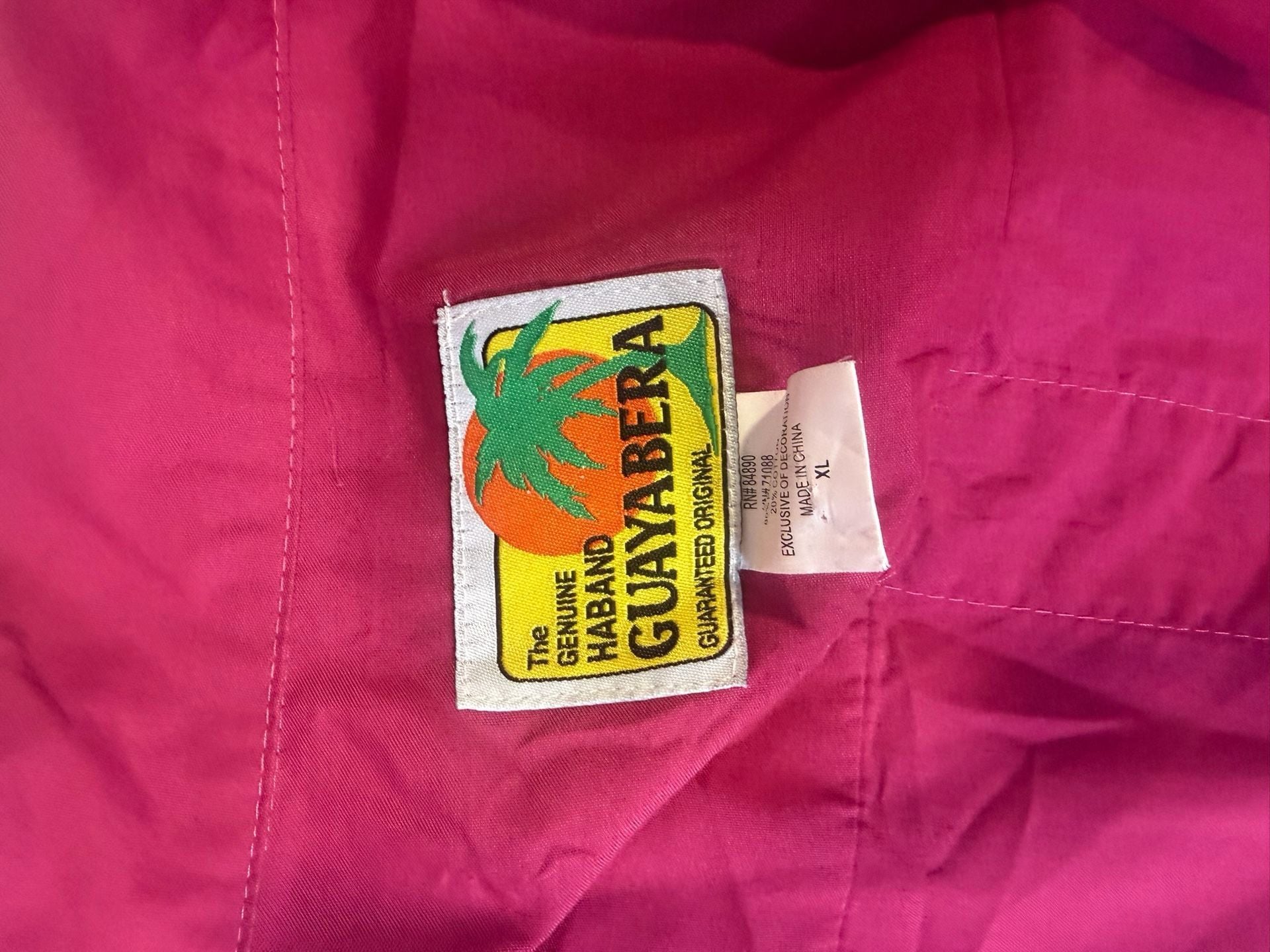 The Genuine Habano Guayabera Zip Front Shirt Size XL Magenta 3