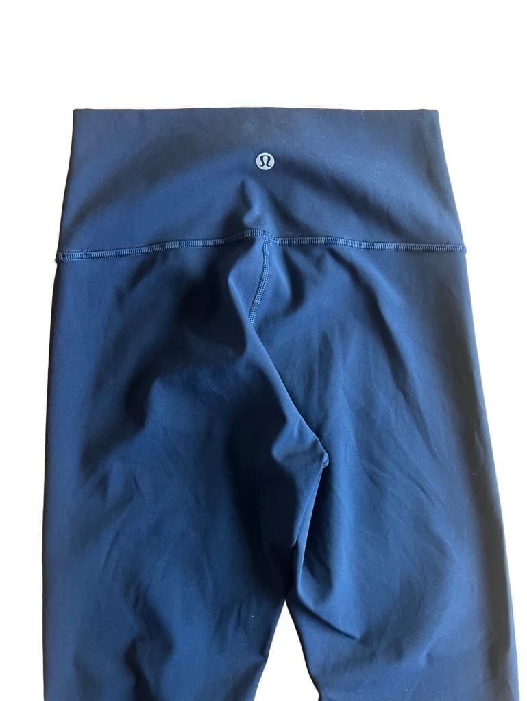 Lululemon Navy Blue High Rise Leggings Size 4 Yoga Workout 8