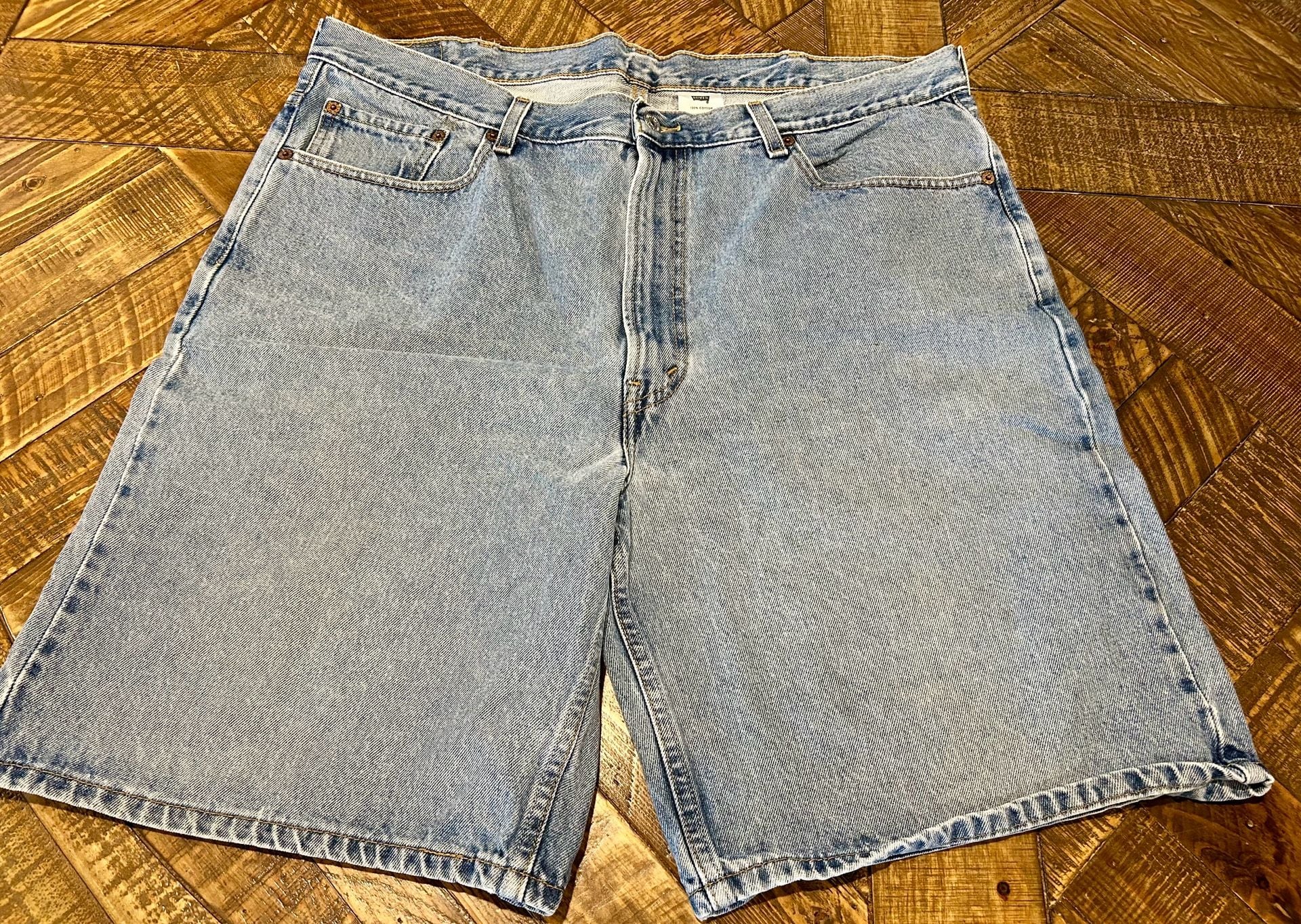 Vintage Levi's 550 Relaxed Fit Denim Shorts Size W40 3
