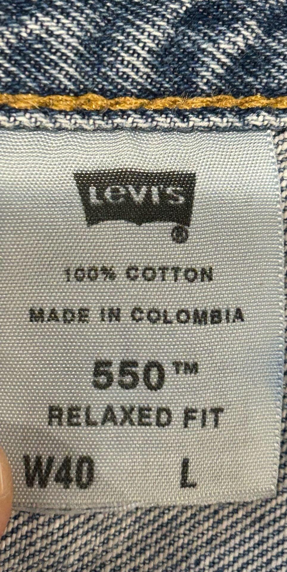 Vintage Levi's 550 Relaxed Fit Denim Shorts Size W40 5