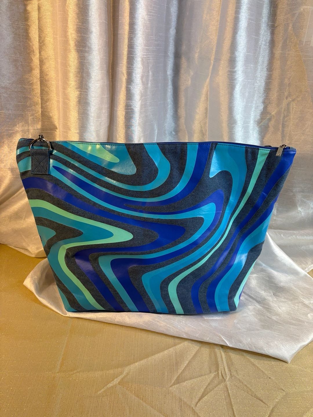 iscream Blue Swirl Vinyl Denim Crossbody Shoulder Bag 4