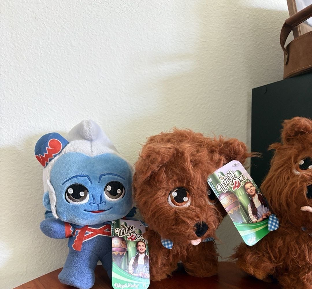 Jazwares The Wizard Of Oz Winged Monkey and Toto set of 3 Plushes 2