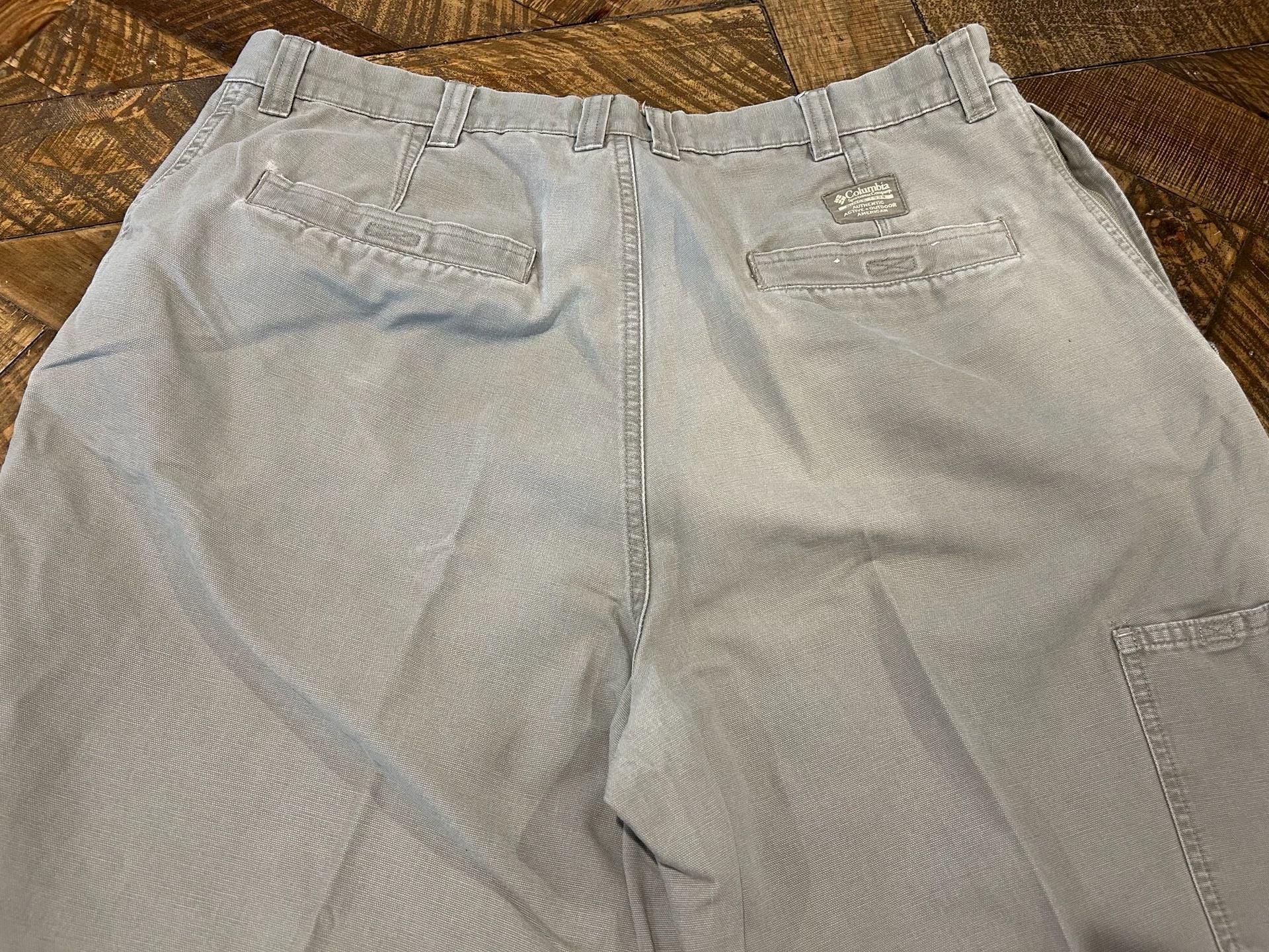 Columbia Sportswear Pants 38x30 Gray Cotton Casual Trousers 8