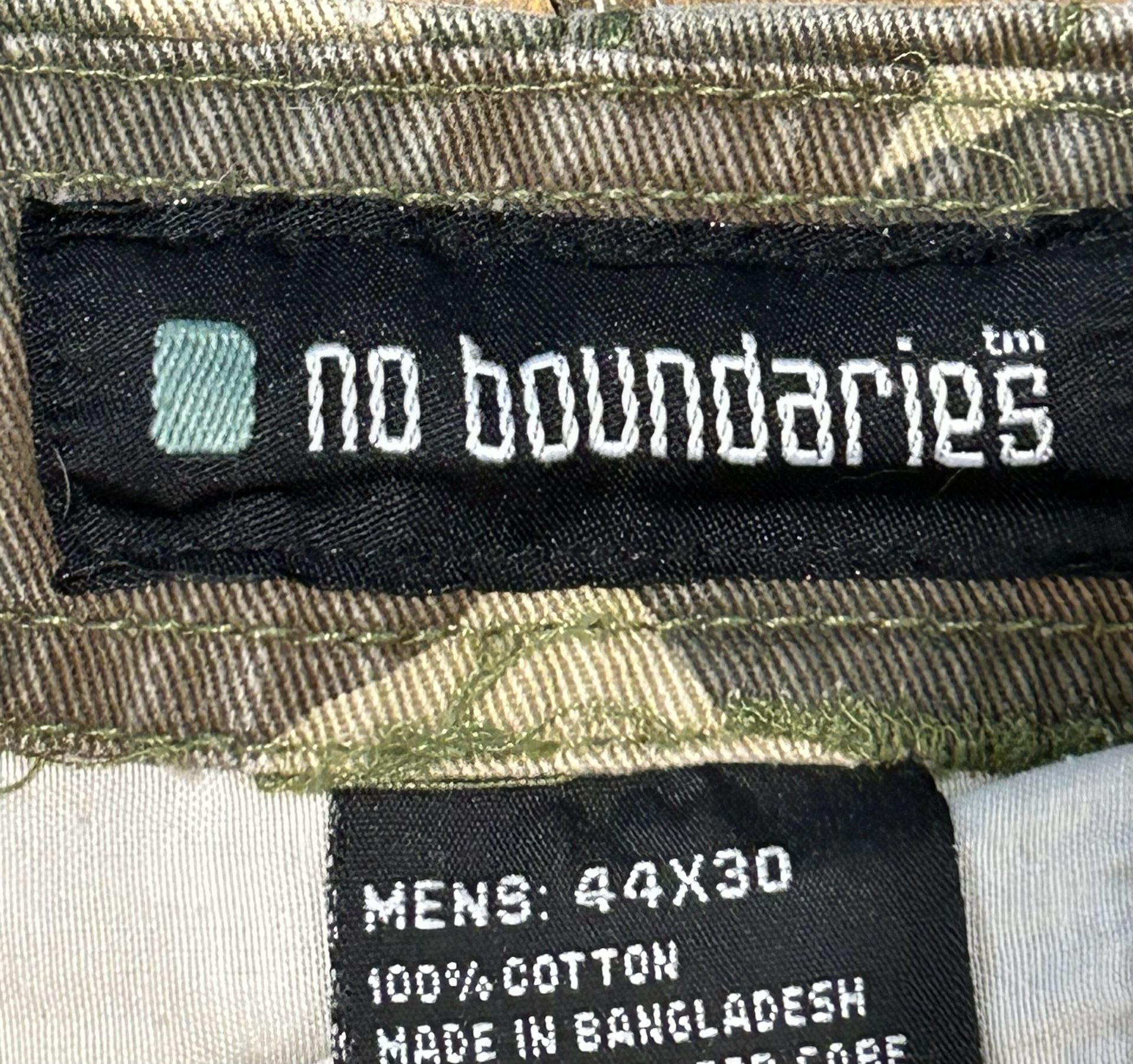 No Boundaries Cargo Pants Size 44x30 Camouflage Cotton 3