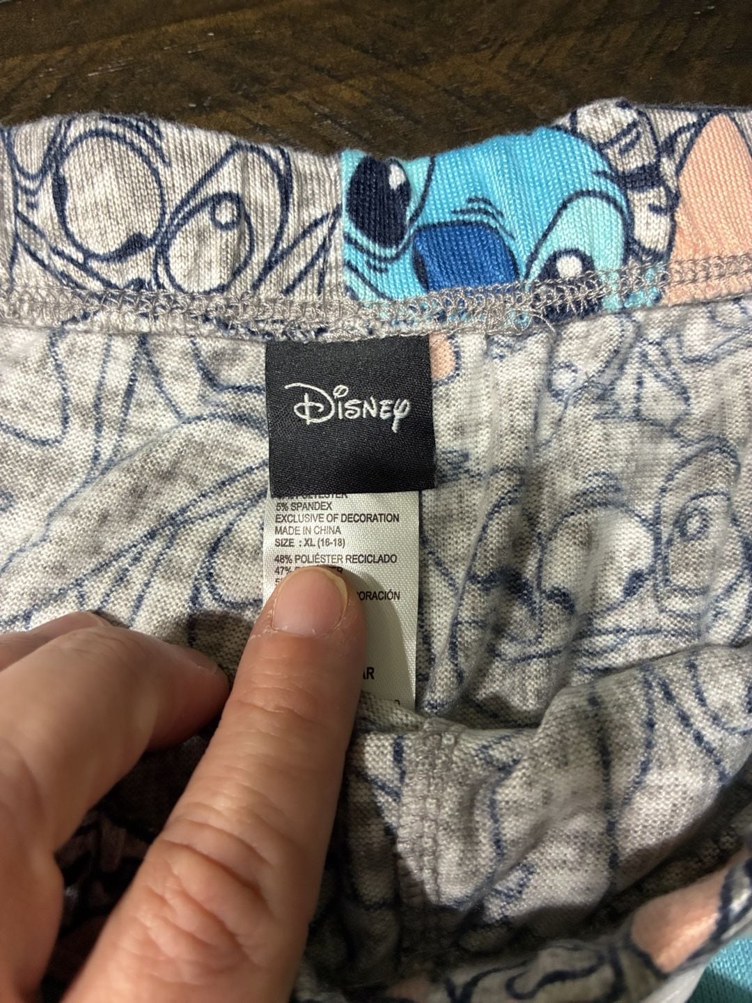 Disney Stitch Pajama Shorts Size XL (16-18) Gray Print Lounge 3