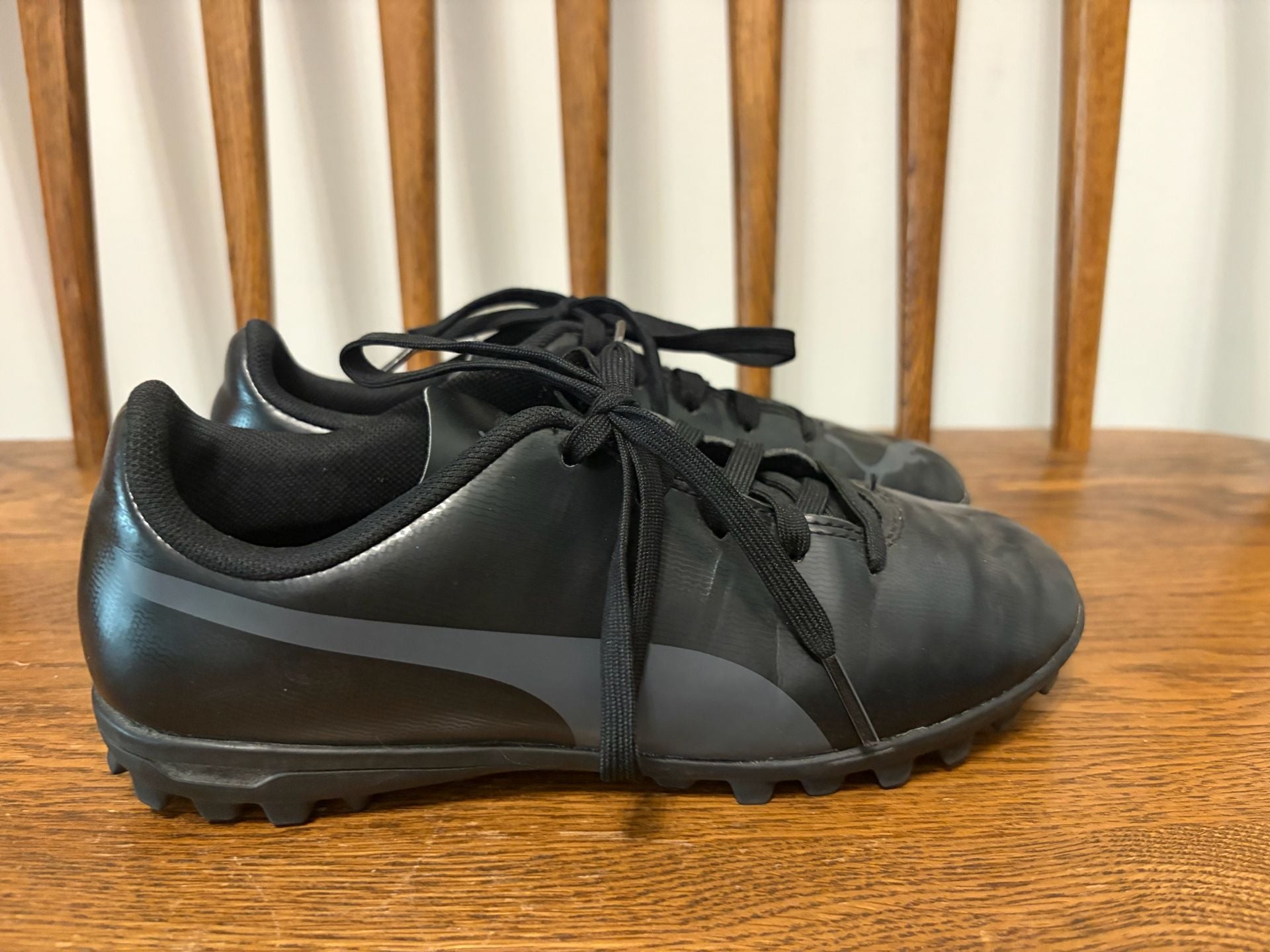 Puma Soccer Turf Shoes Size 3.5C Black Athletic Cleats 2