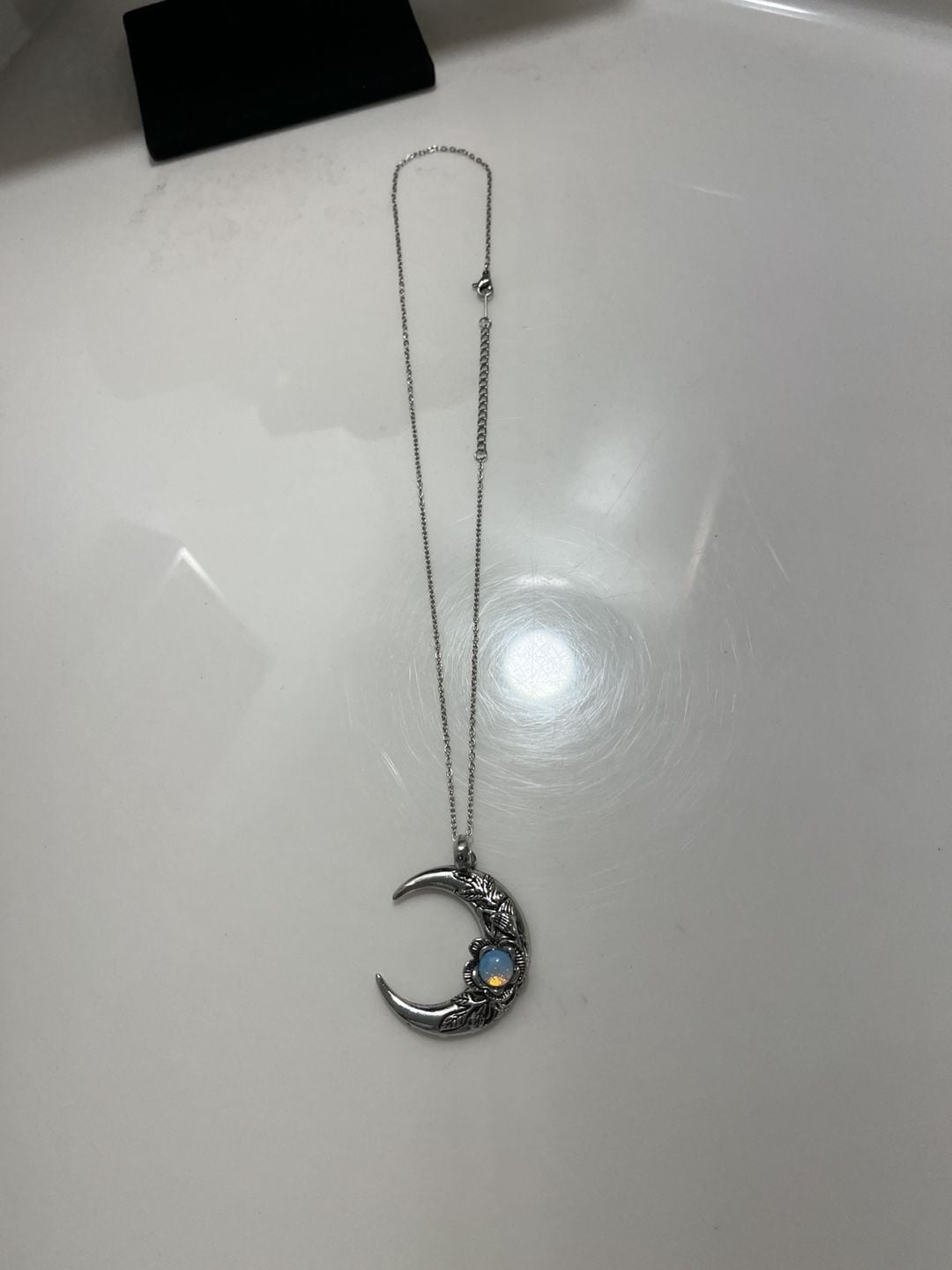 Crescent Moon Opal Pendant Necklace 8