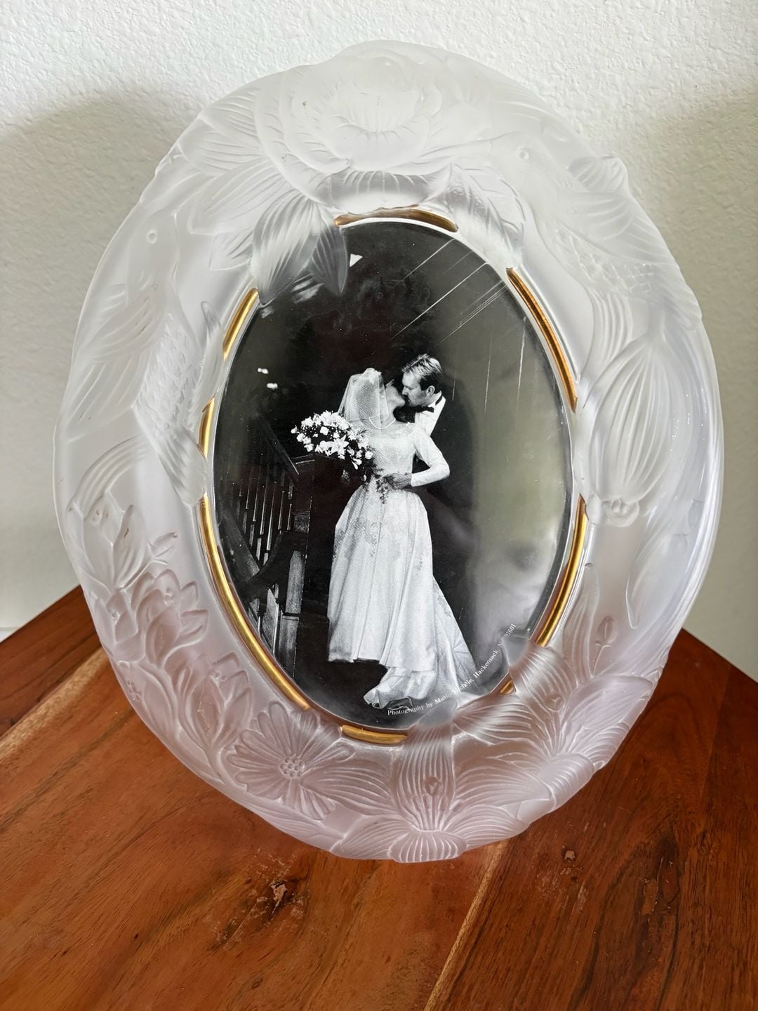 Crystal Clear Signatures Frosted Glass Photo Frame Floral Design 8