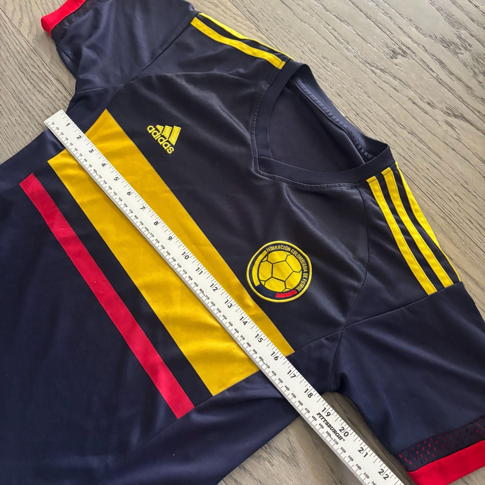 Adidas Colombia Soccer Jersey Size large Blue Yellow Red Climacool 3