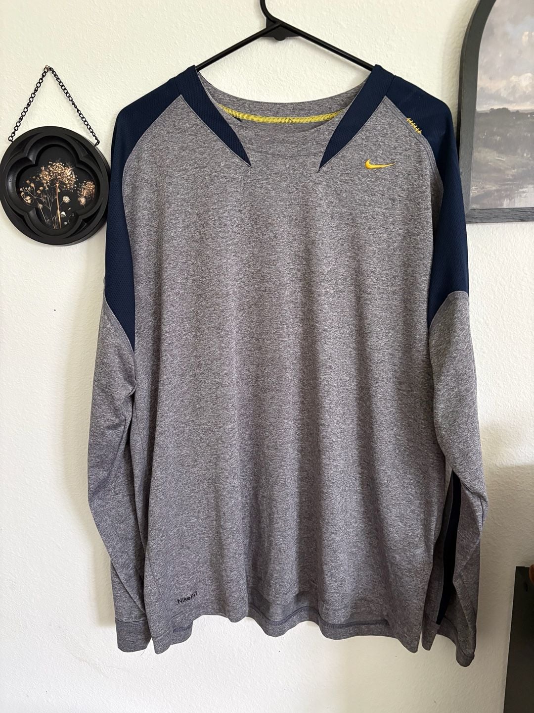 Nike Team Long Sleeve Shirt Size XL Gray Blue Nike Fit Dry Athletic 2
