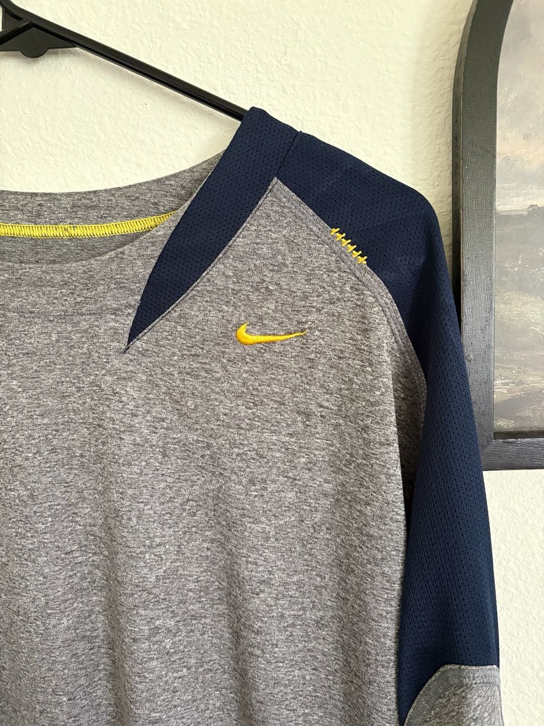 Nike Team Long Sleeve Shirt Size XL Gray Blue Nike Fit Dry Athletic 3