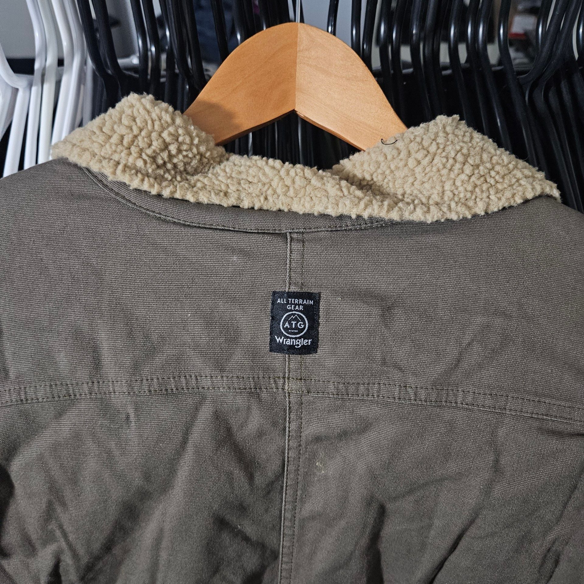 ATG Sherpa Lined Canvas Jacket Size XLT 8