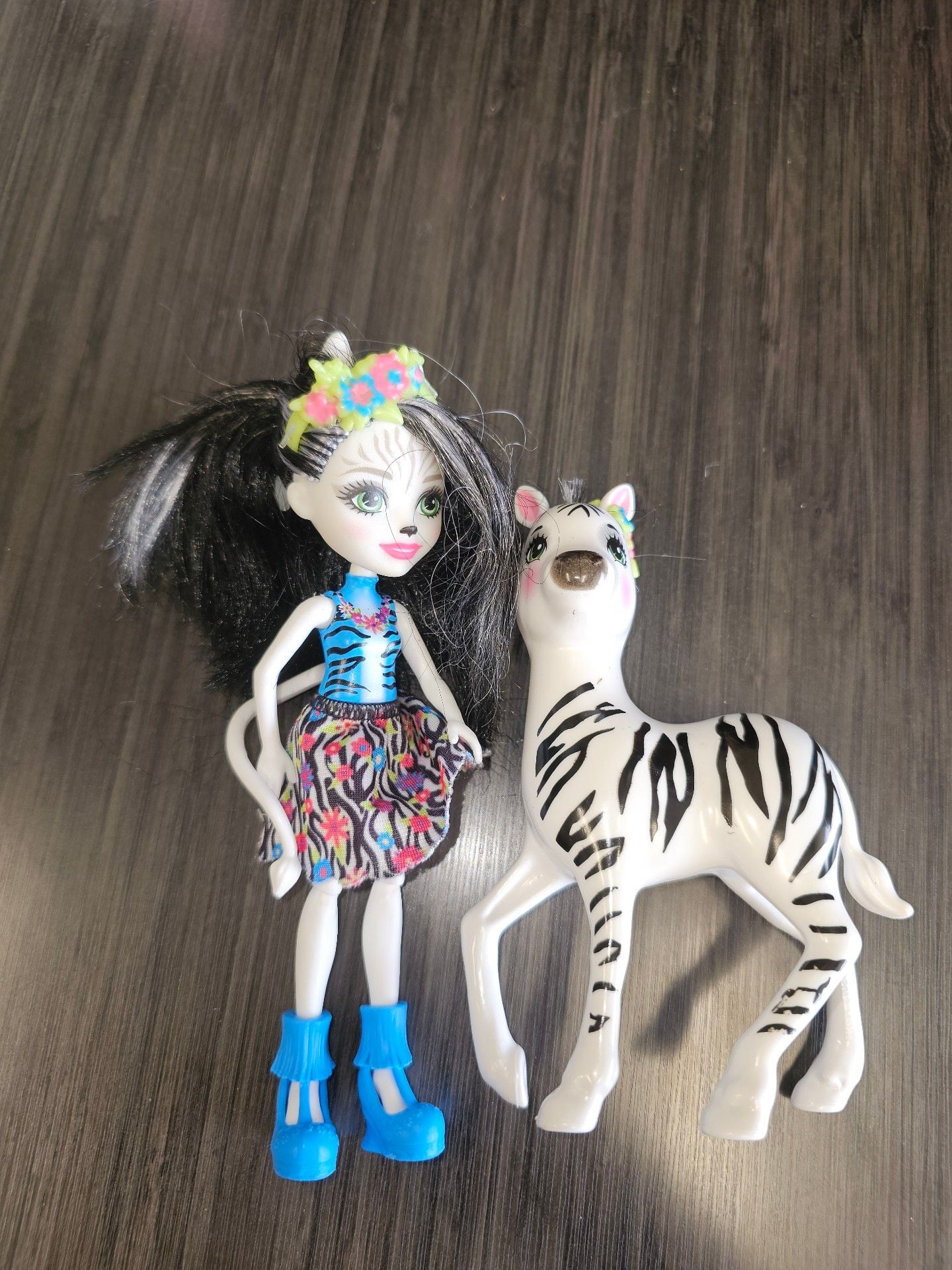 Enchantimals Zelena Doll And Caper Zebra Figure Set 1