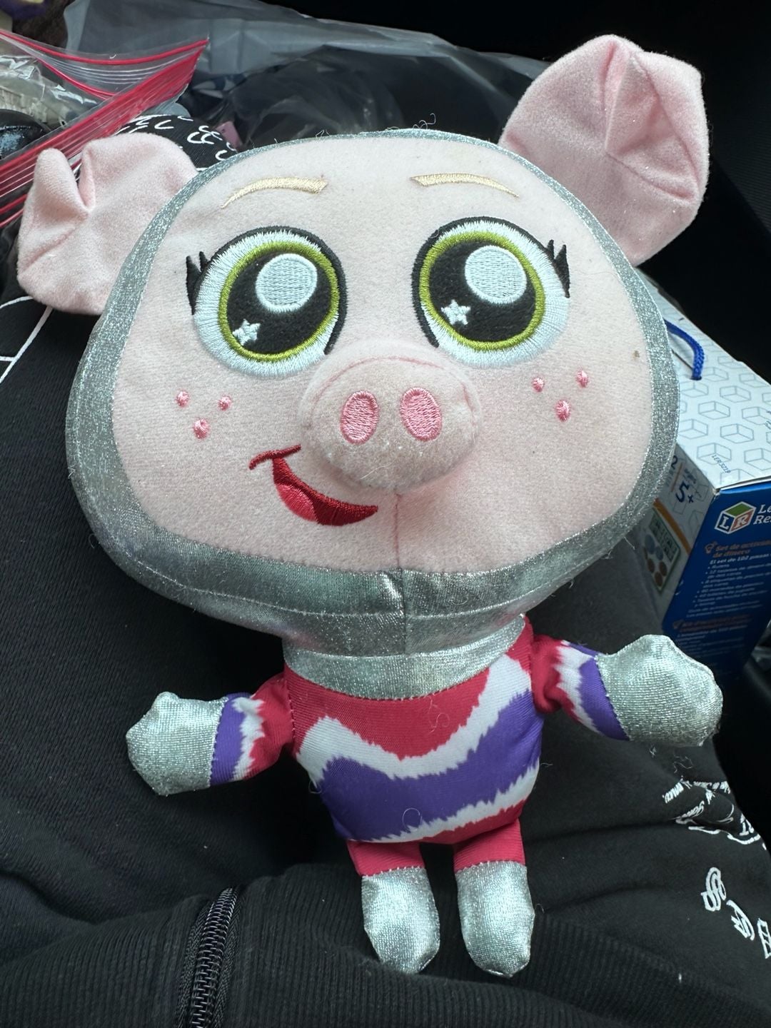 Rosita Sing 2 Pig Plush with sounds 1
