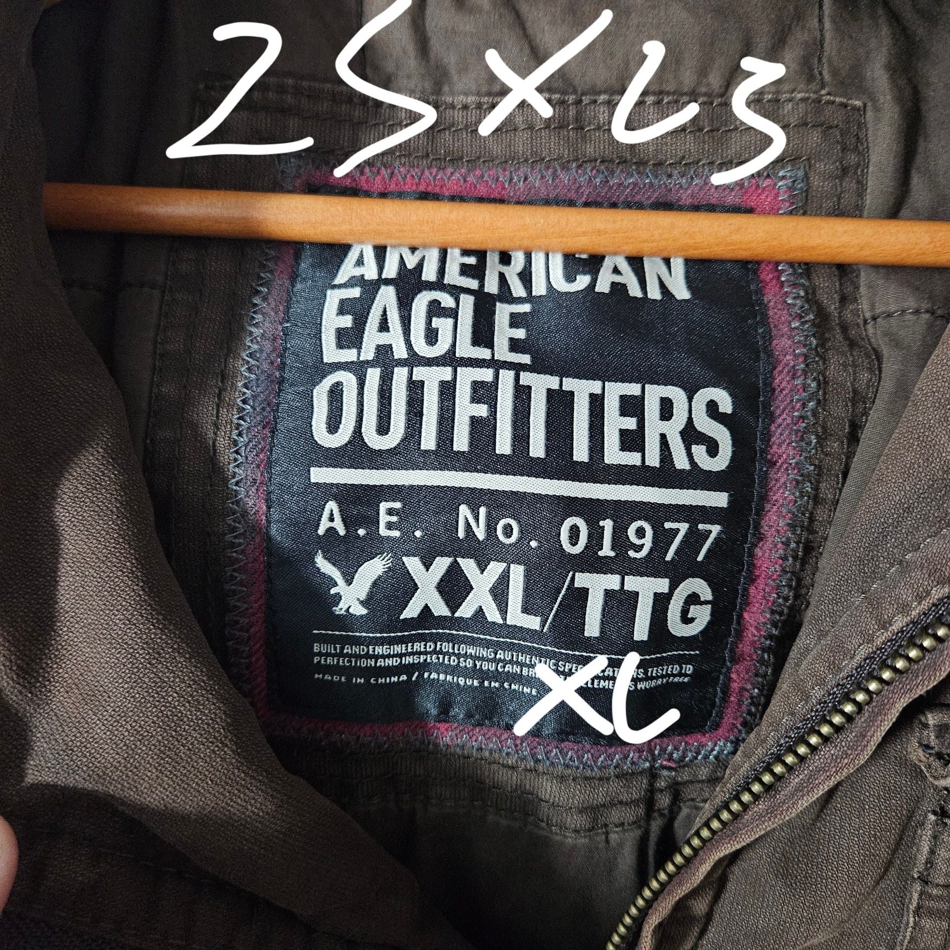 Product thumbnail 4