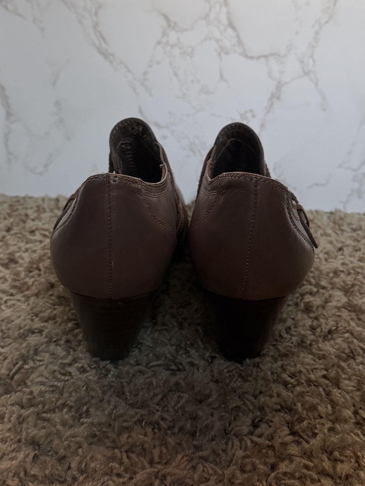 Bare Traps Heeled Booties Brown Ruched Buckle Shoes 5